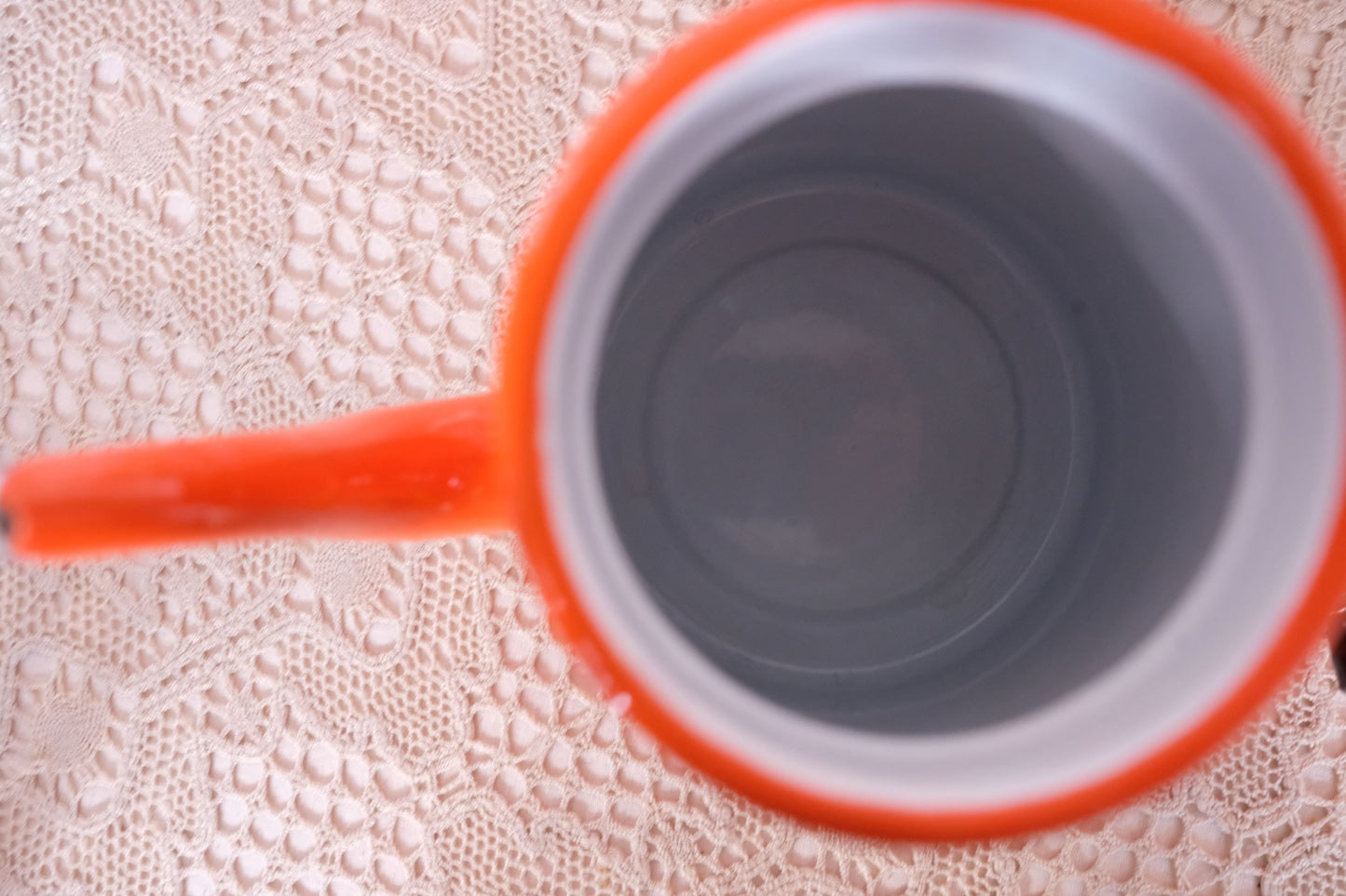 Cafetière en tôle émaillée