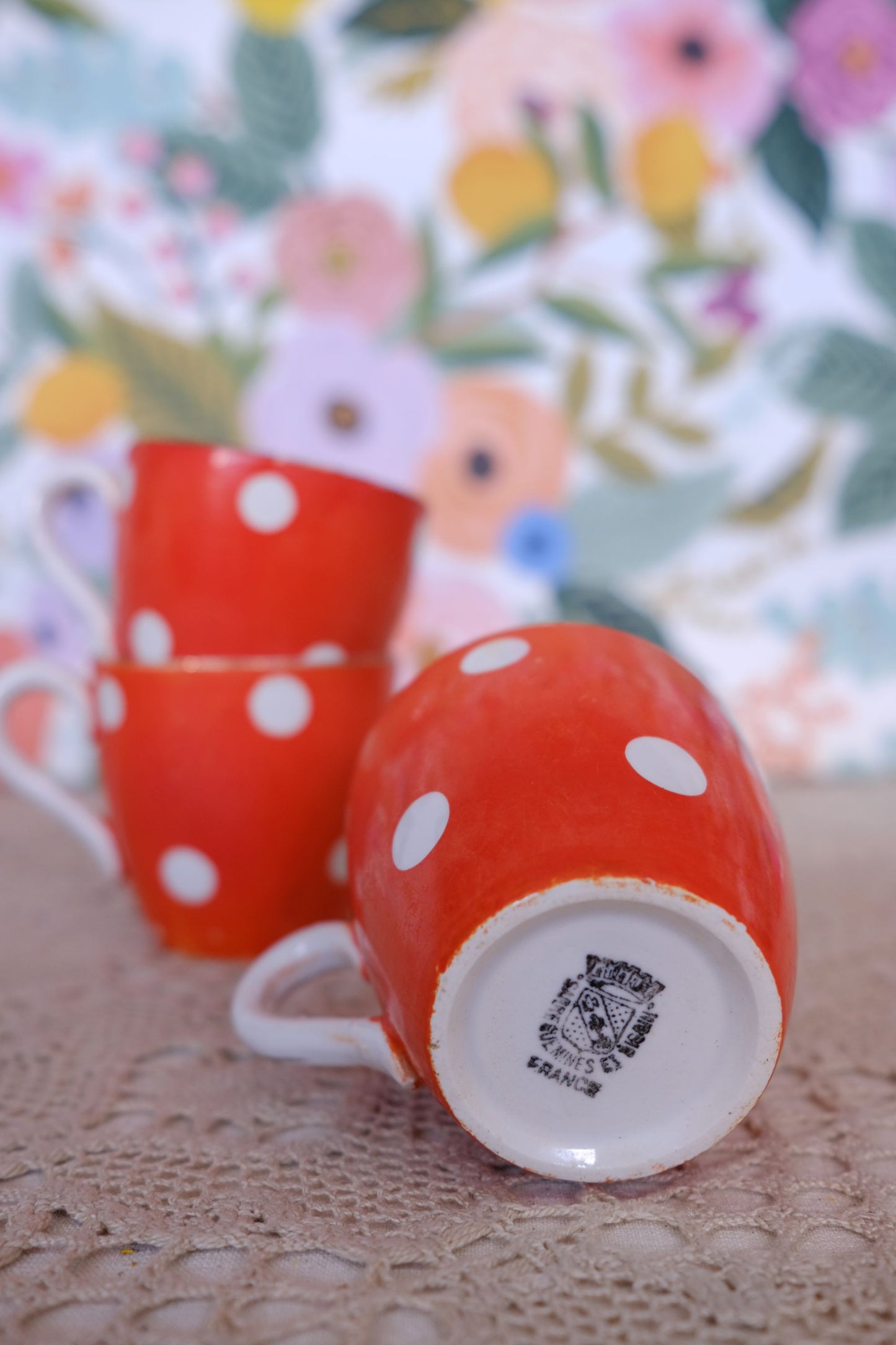 Tasses à pois Digoin sarreguemines