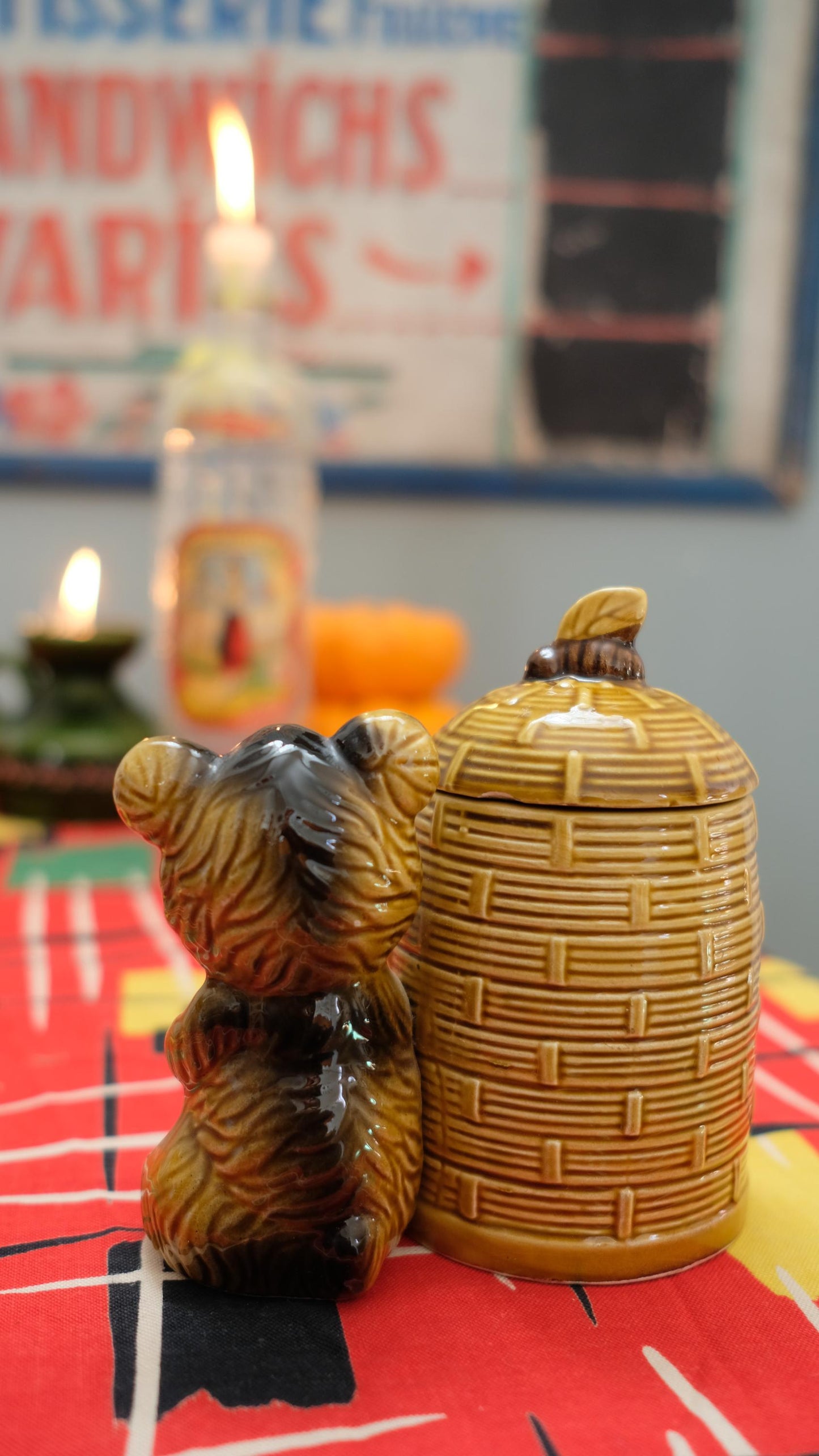 Ourson pot à miel vintage en céramique