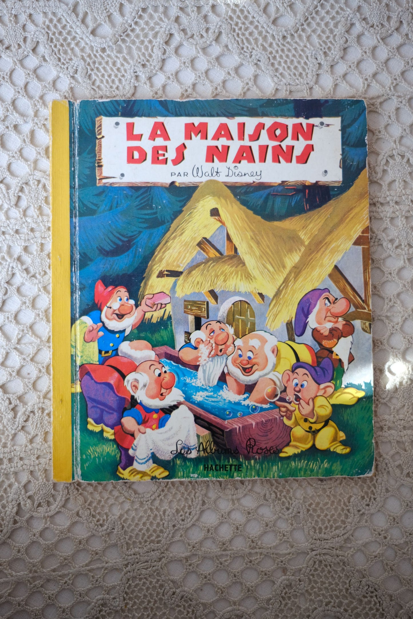 Livres Disney de la collection "les albums roses"