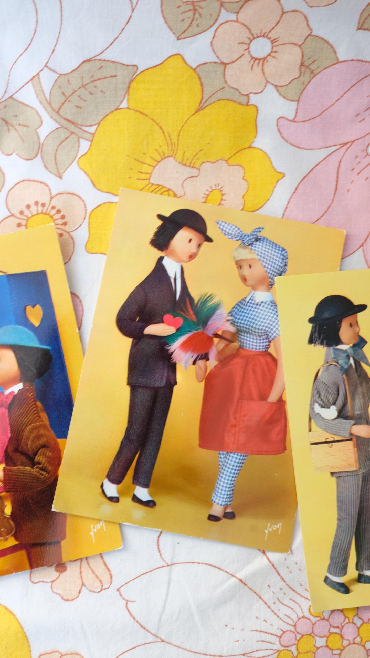 Cartes postales des amoureux de Peynet édités par Yvon