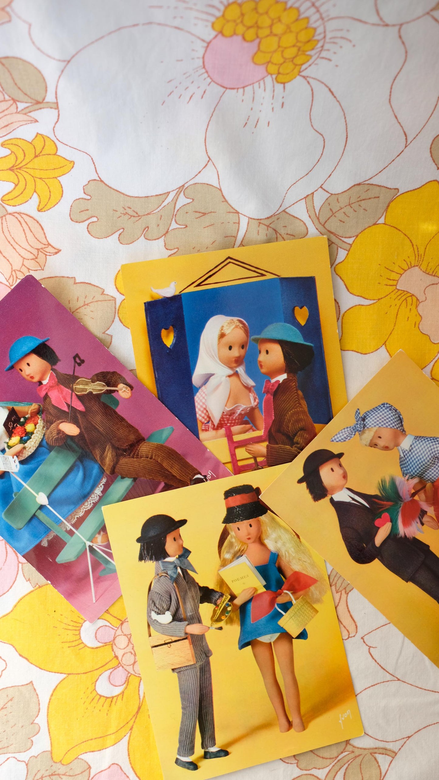 Cartes postales des amoureux de Peynet édités par Yvon