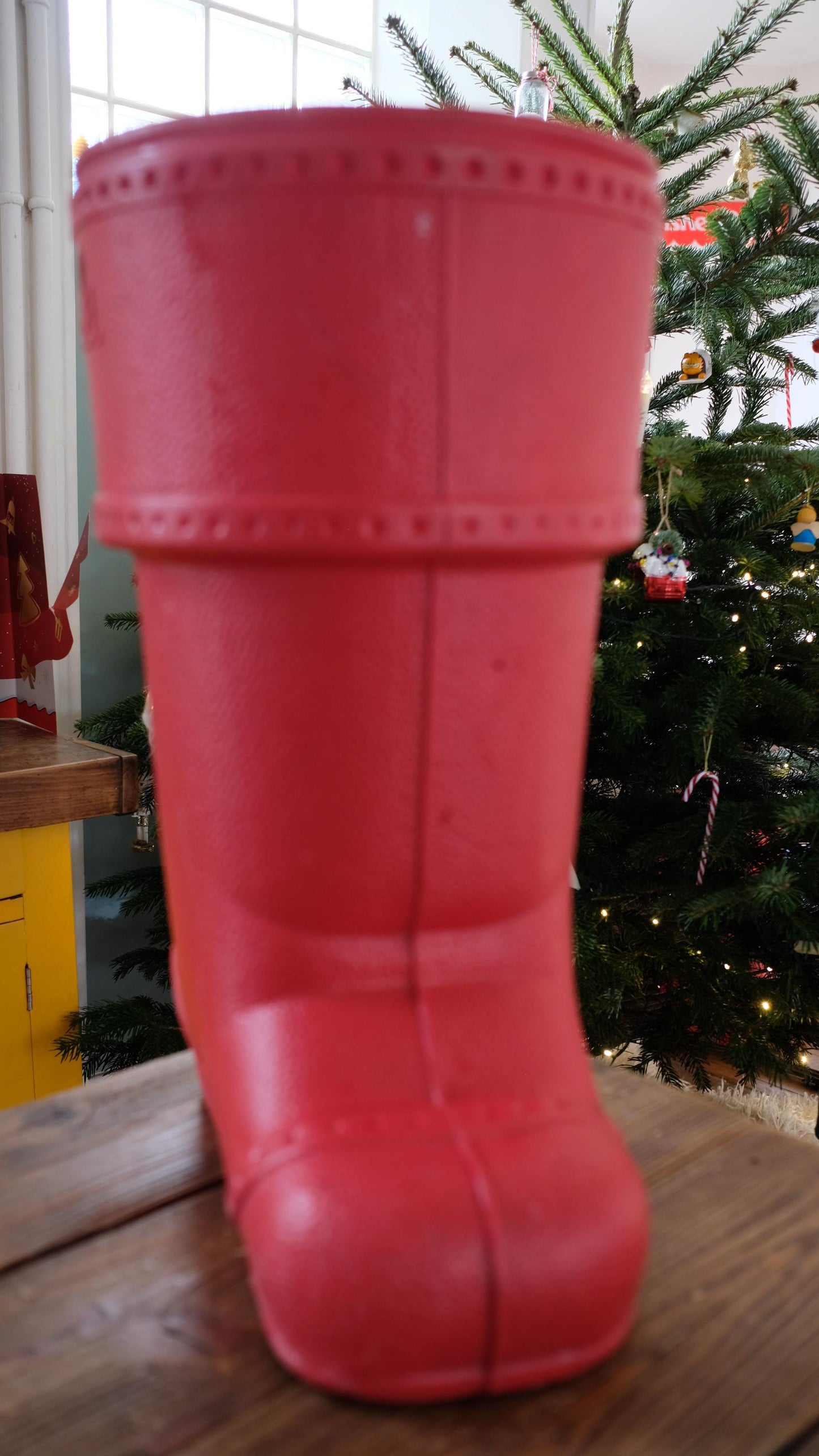 Baril de lessive en forme de botte du père noël procter et Gamble