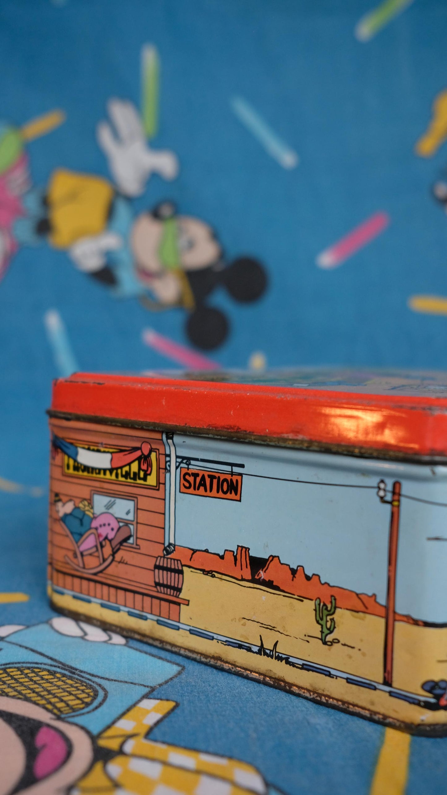 Boîte à sucre Walt Disney pour Virojanglot années 60