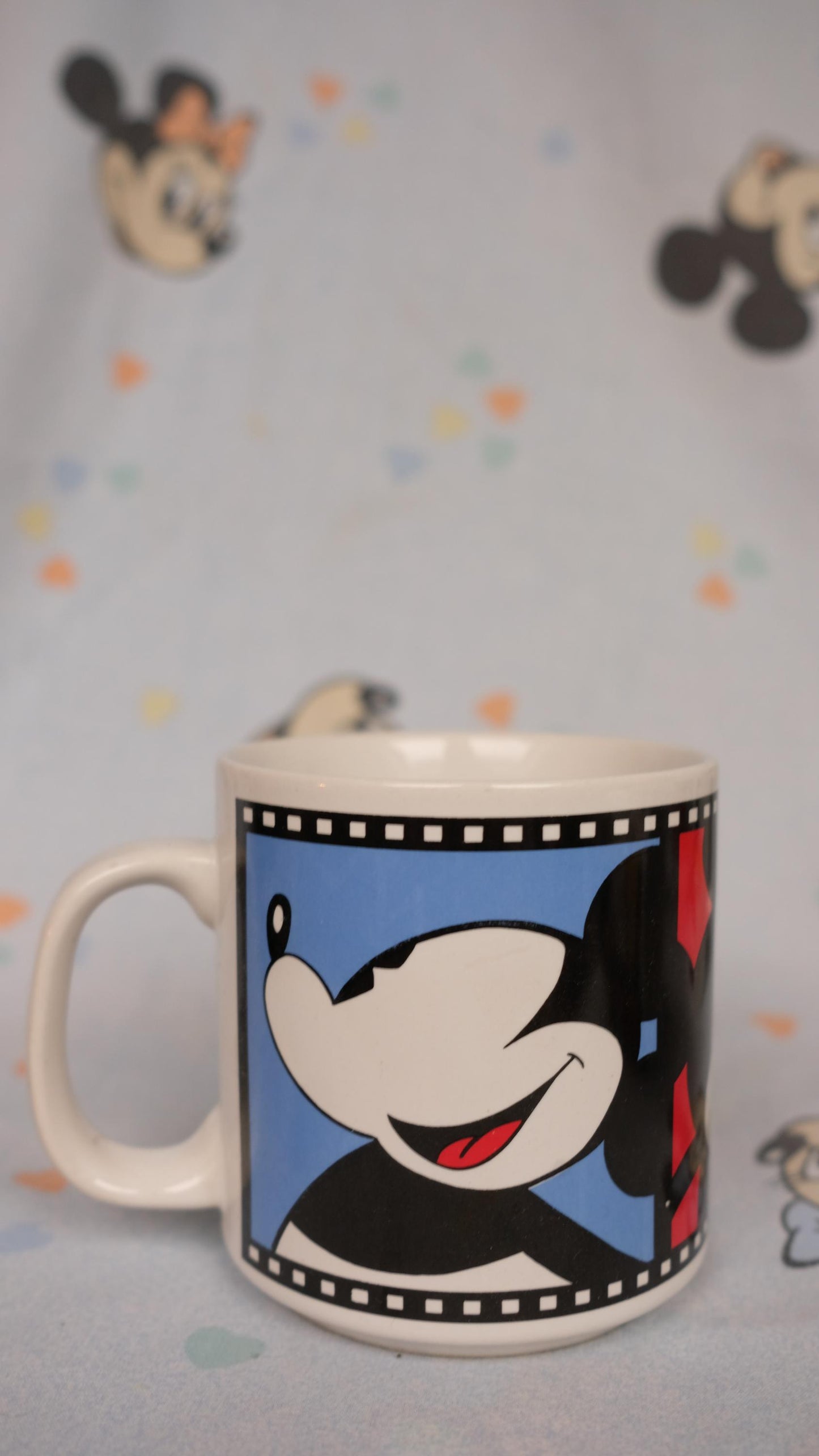 Sélection de mugs mickey en céramique