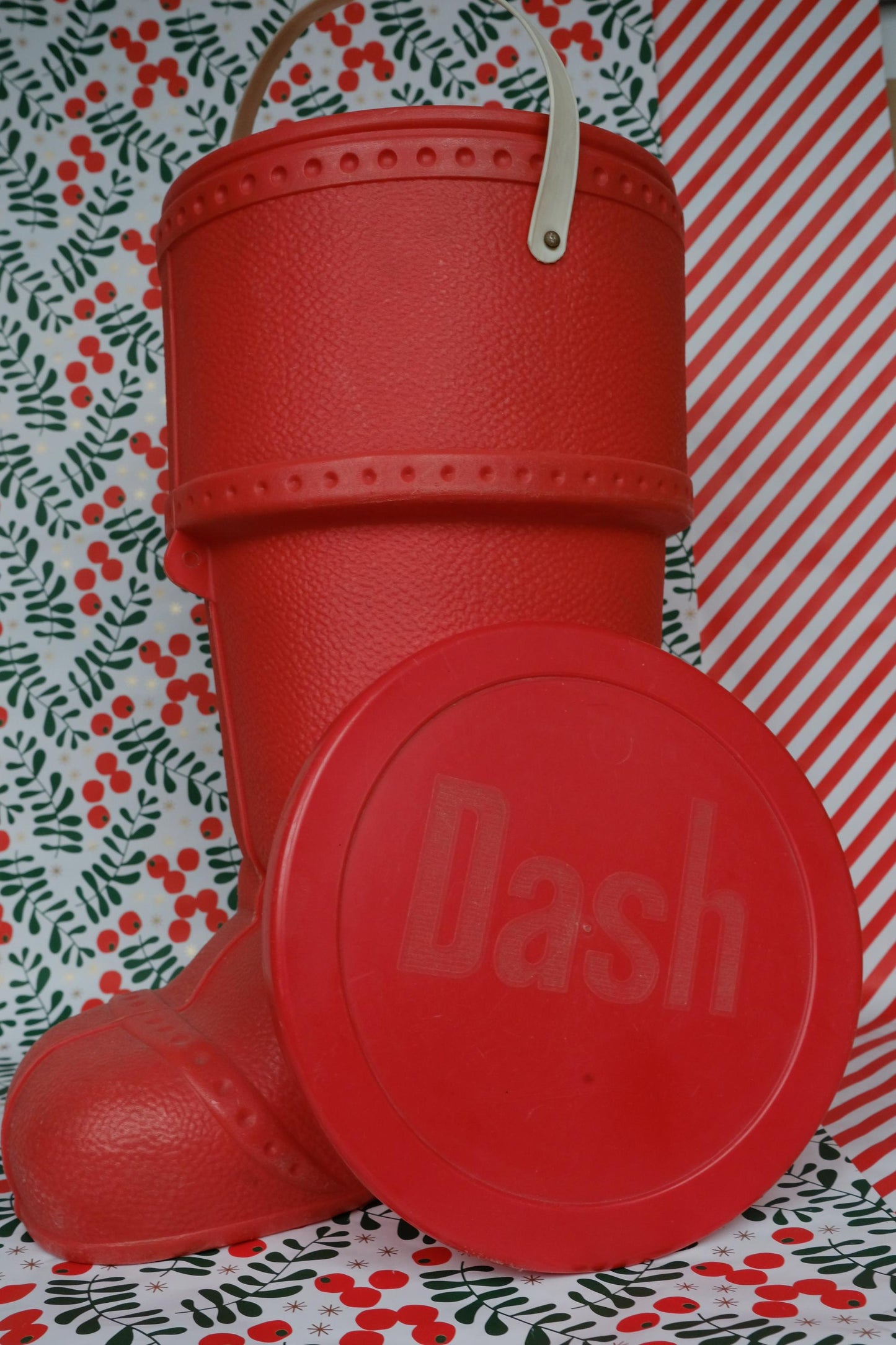 Baril de lessive en forme de botte du père noël