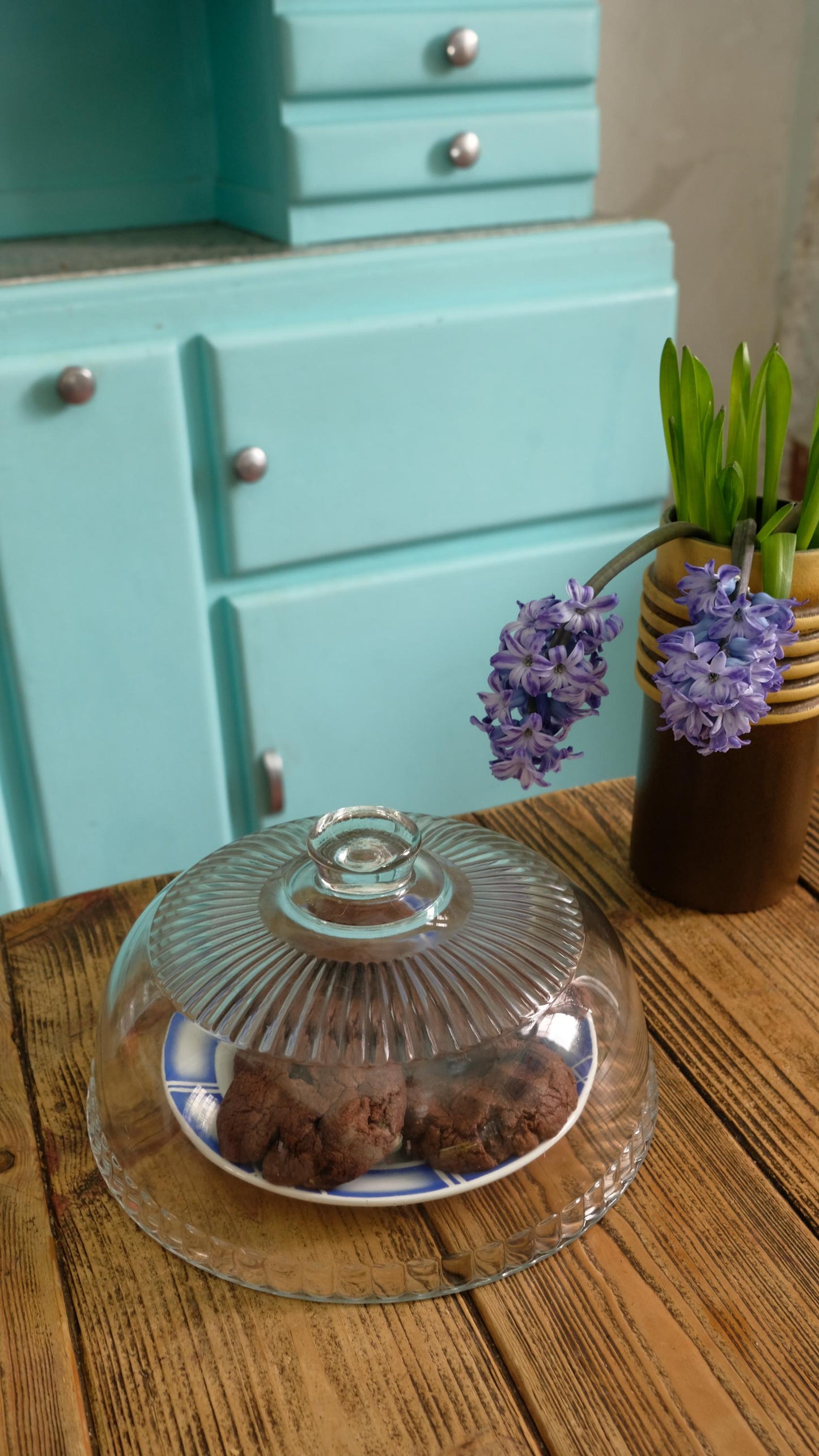 Cloche à gâteaux vintage en verre
