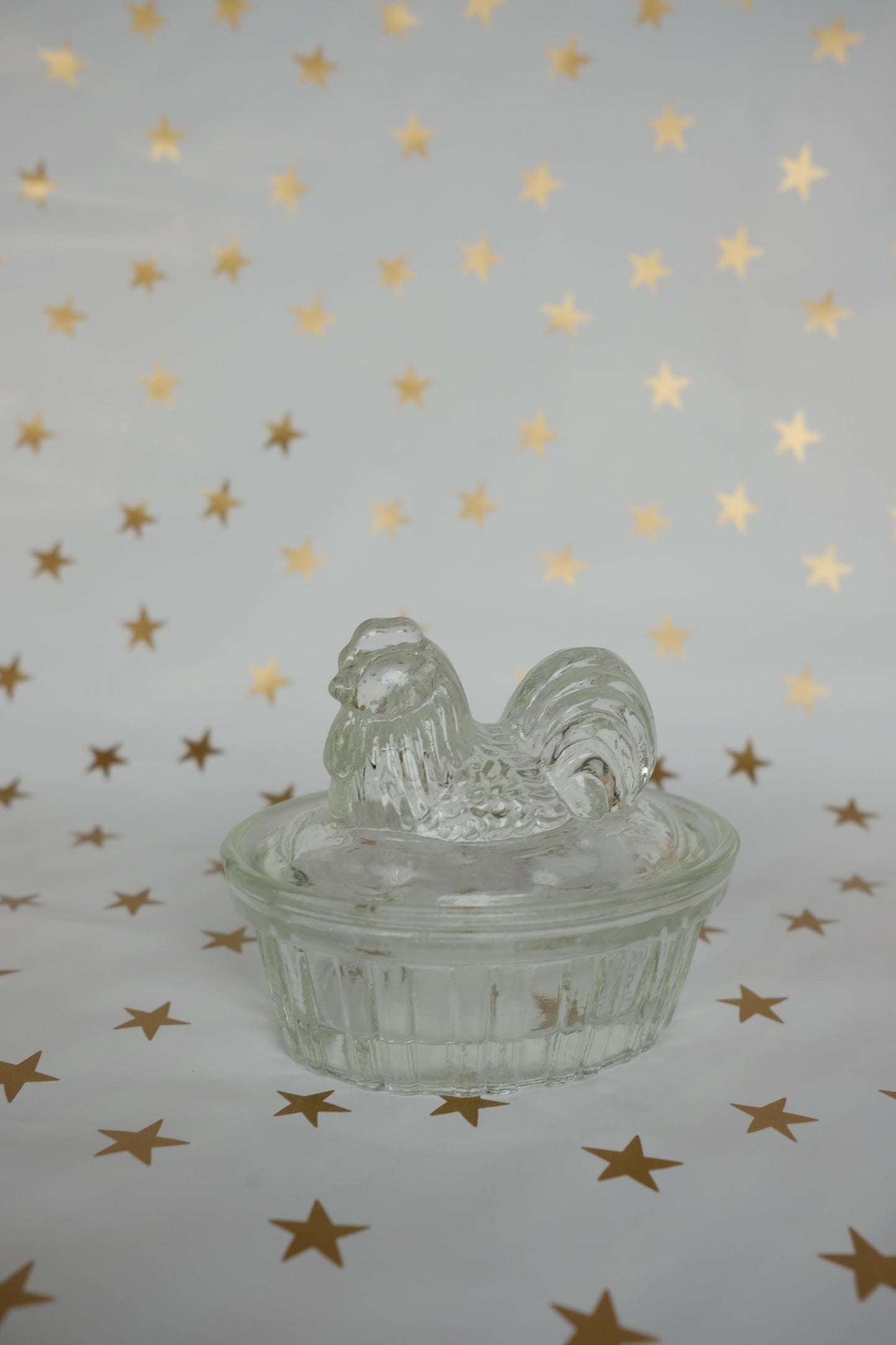 Beurrier en forme de poule