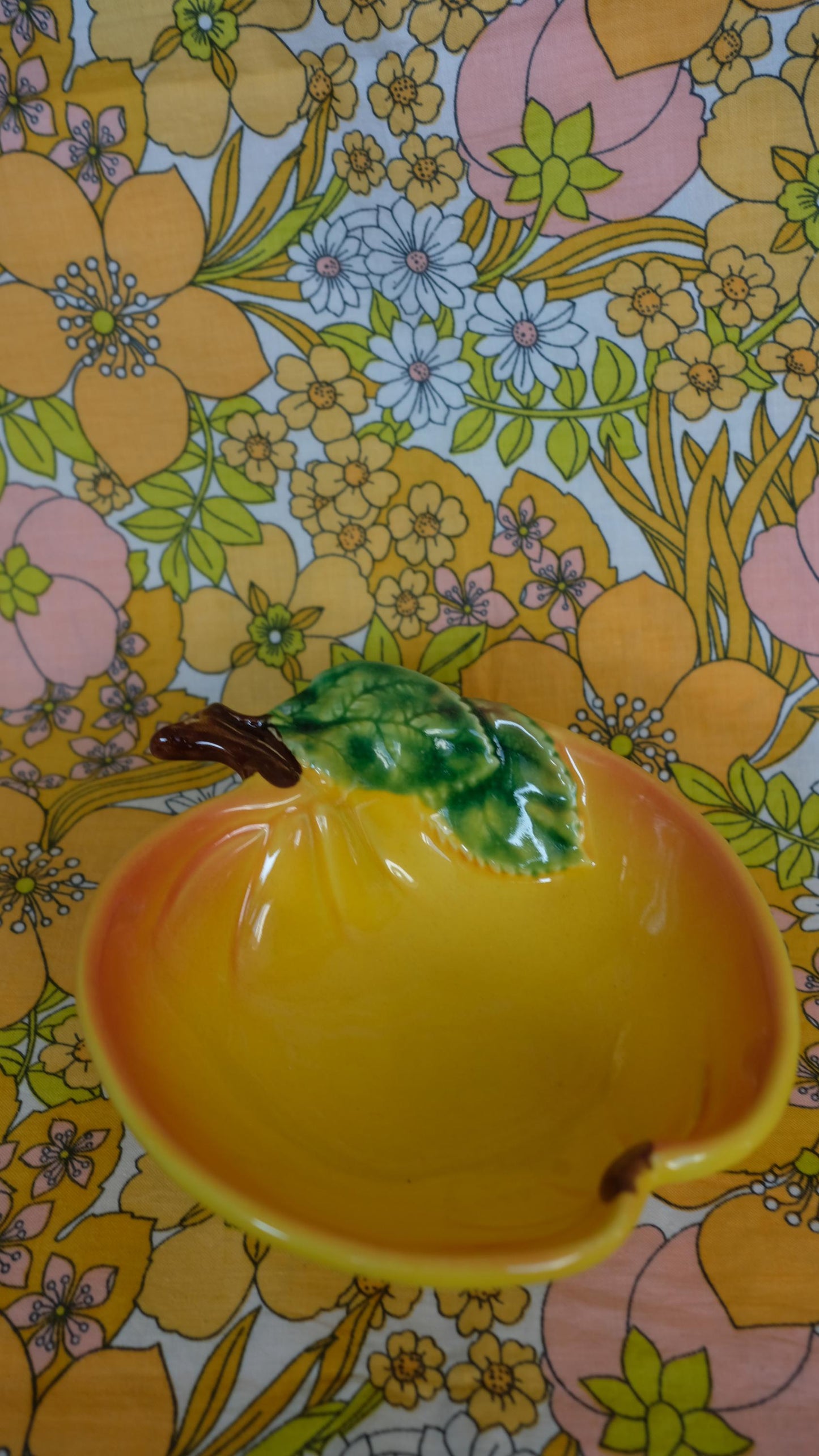 Ravier pomme en barbotine made in Portugal