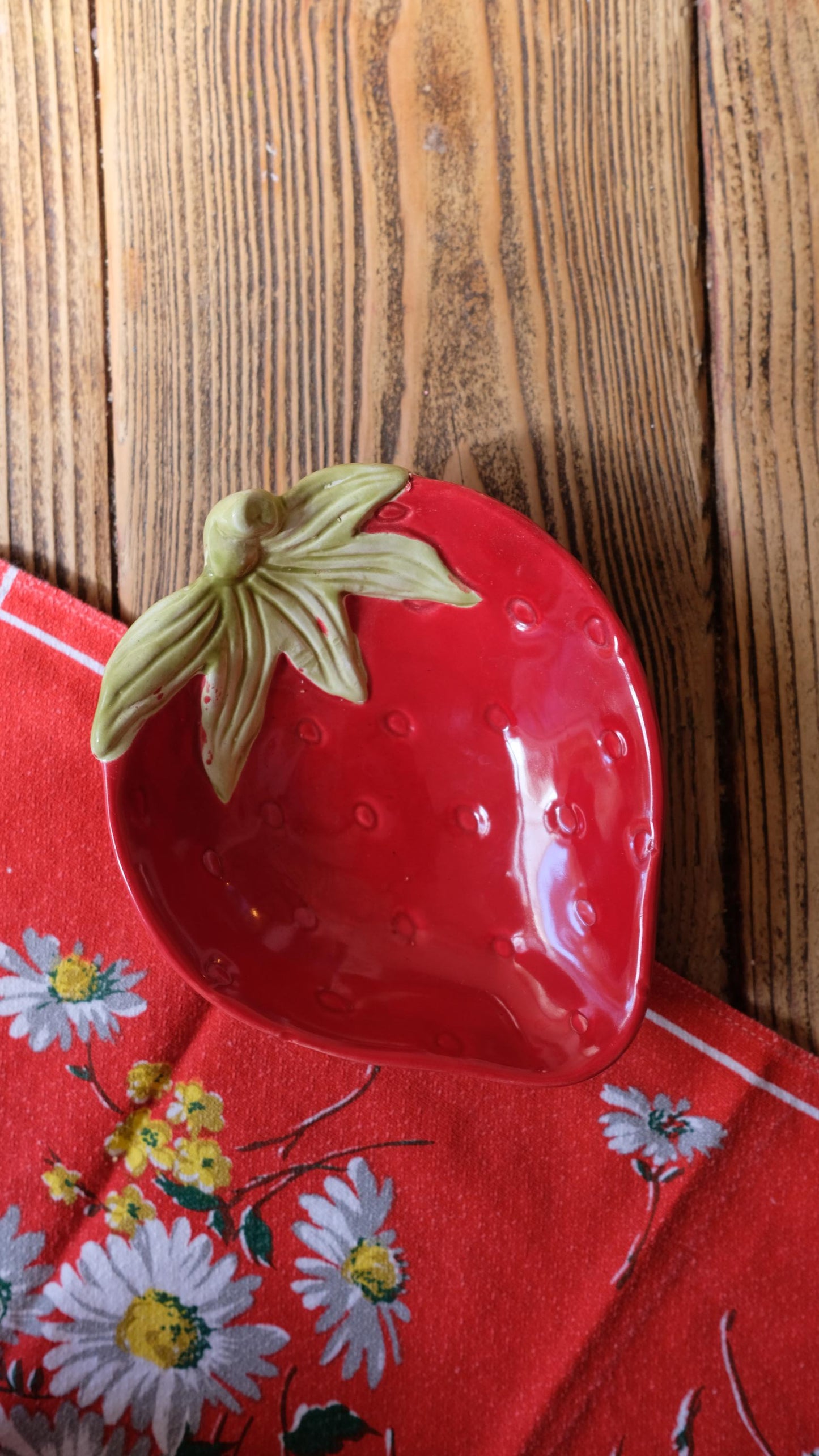 Ravier fraise en céramique