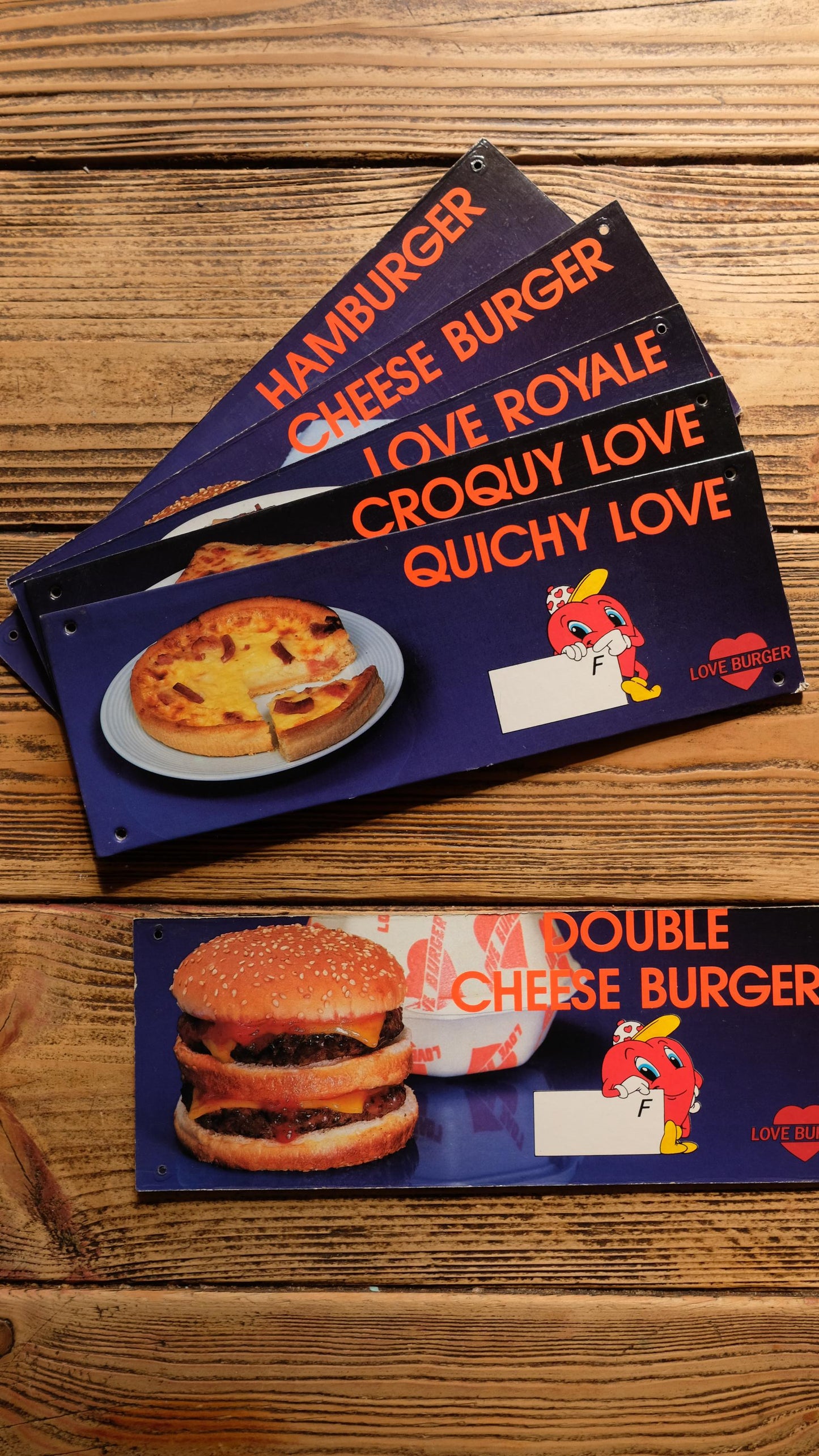 Panneau publicitaire de fast food
