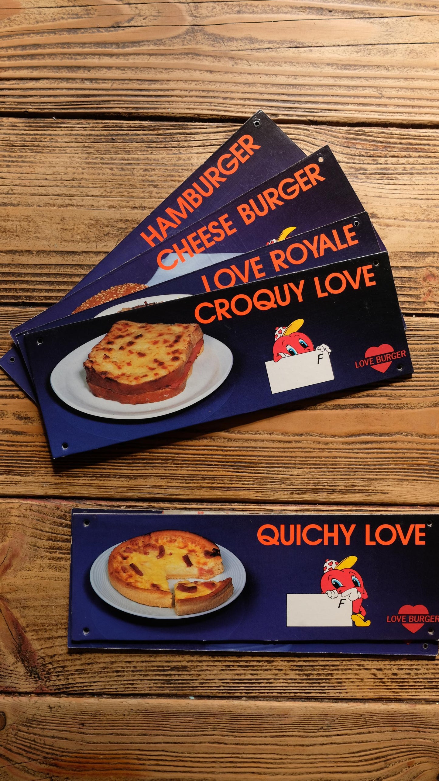Panneau publicitaire de fast food