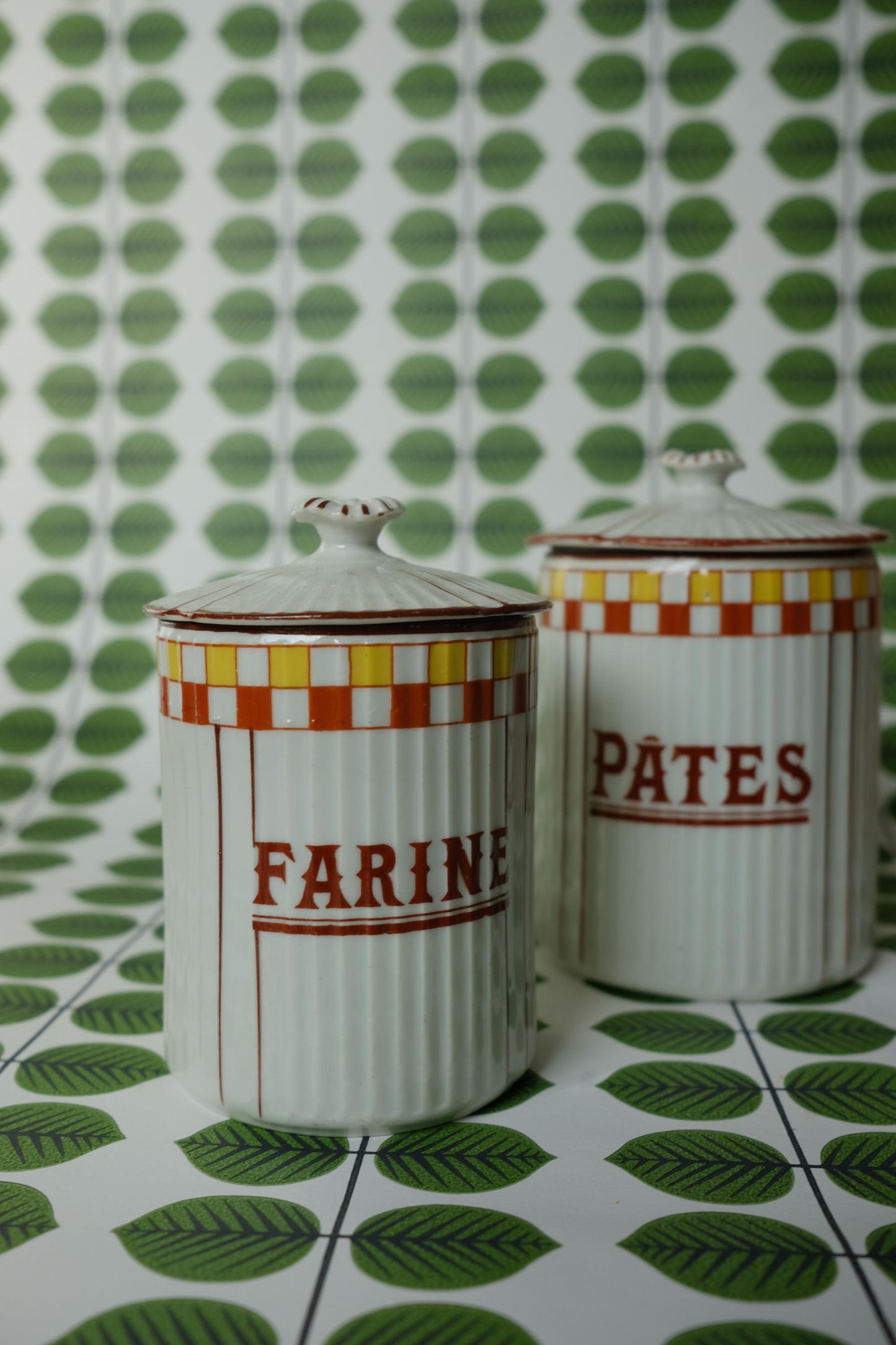 Pot de cuisine en faïence