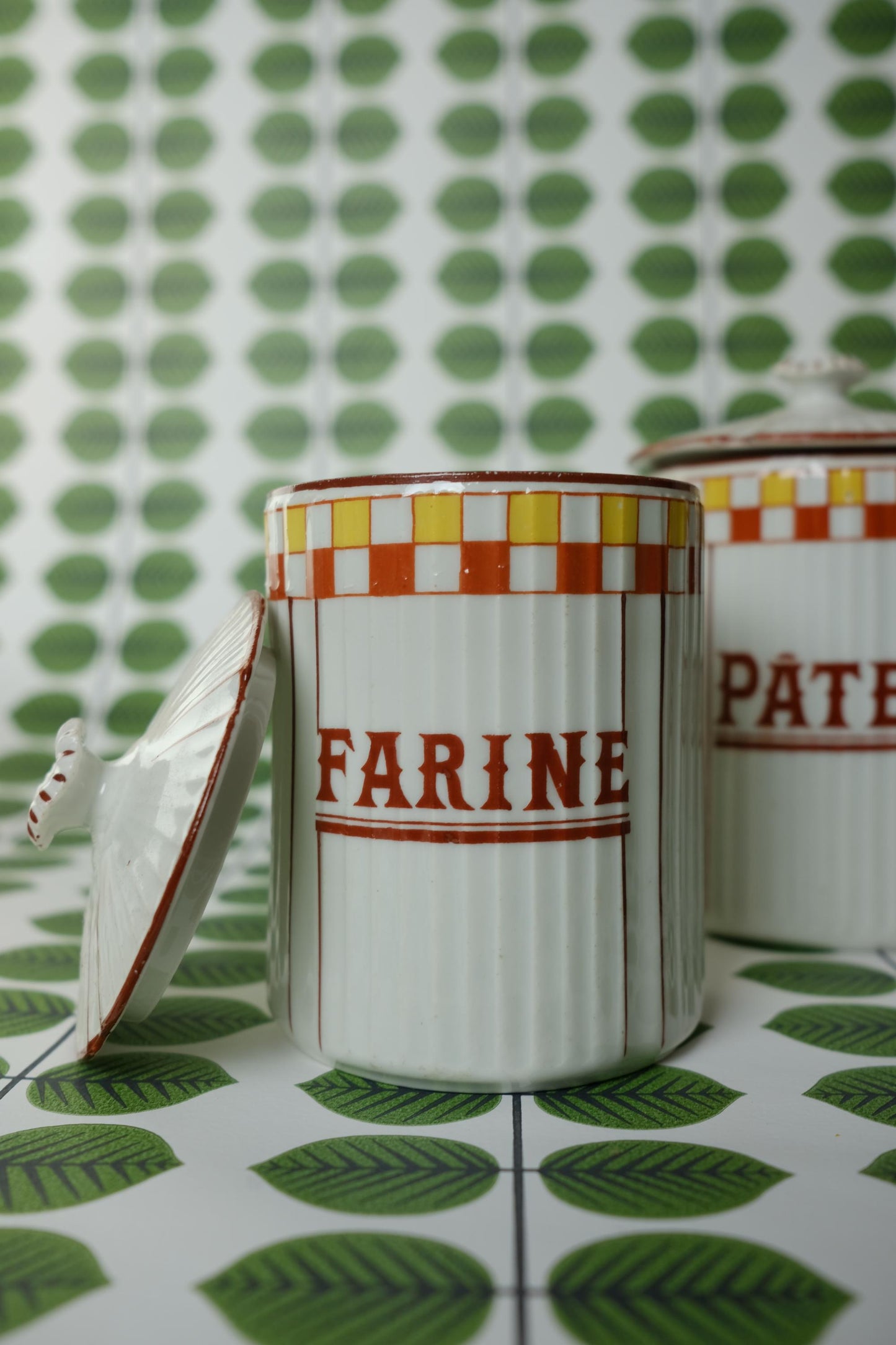 Pot de cuisine en faïence