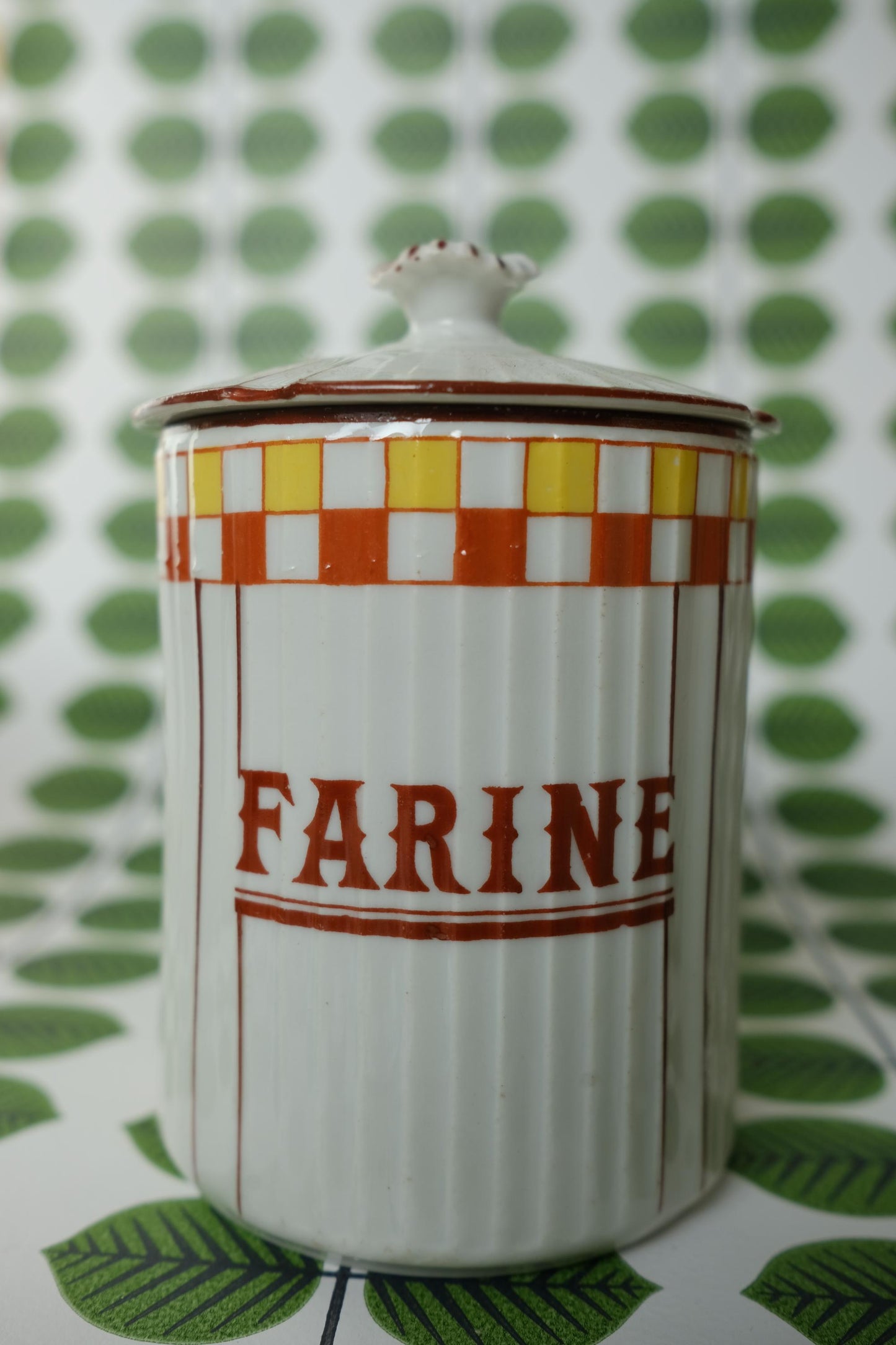 Pot de cuisine en faïence
