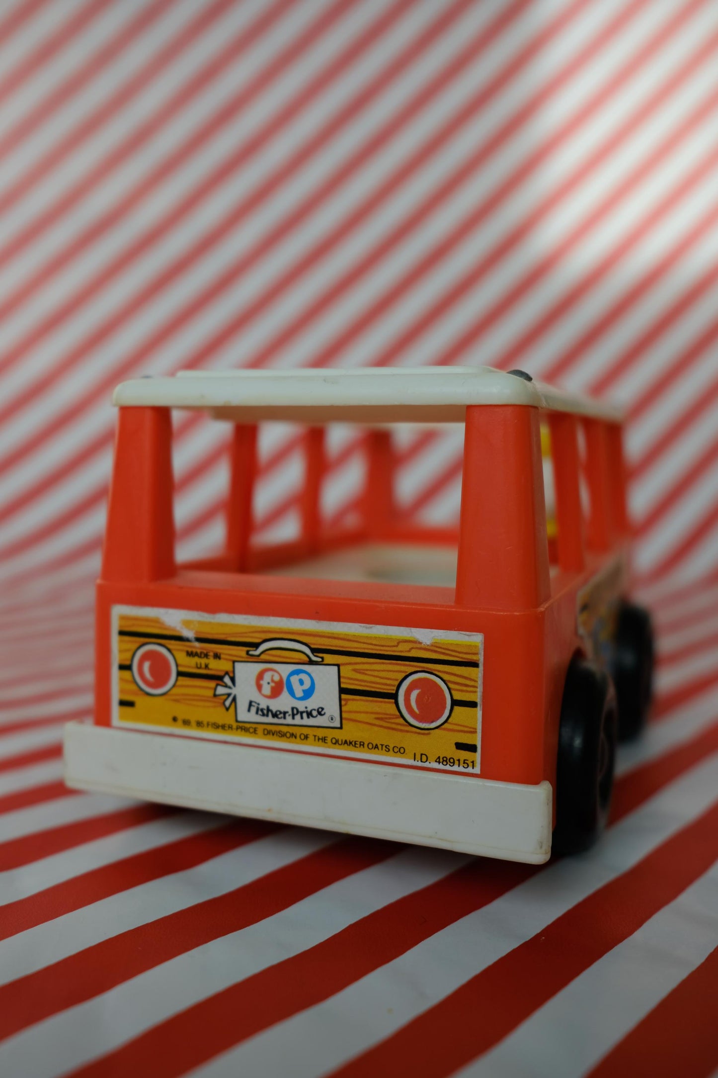 Mini bus fisher price