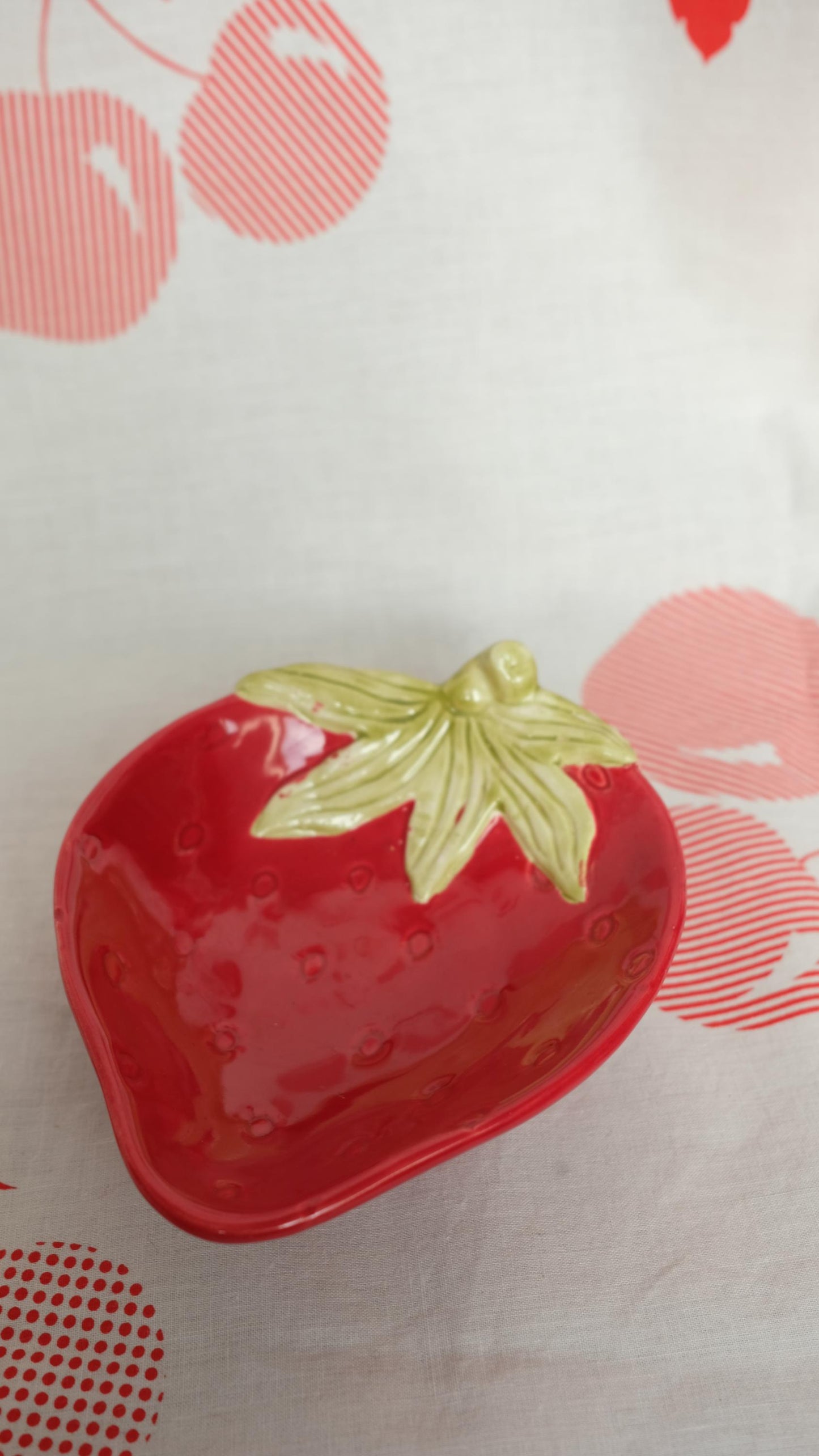 Ravier fraise en céramique