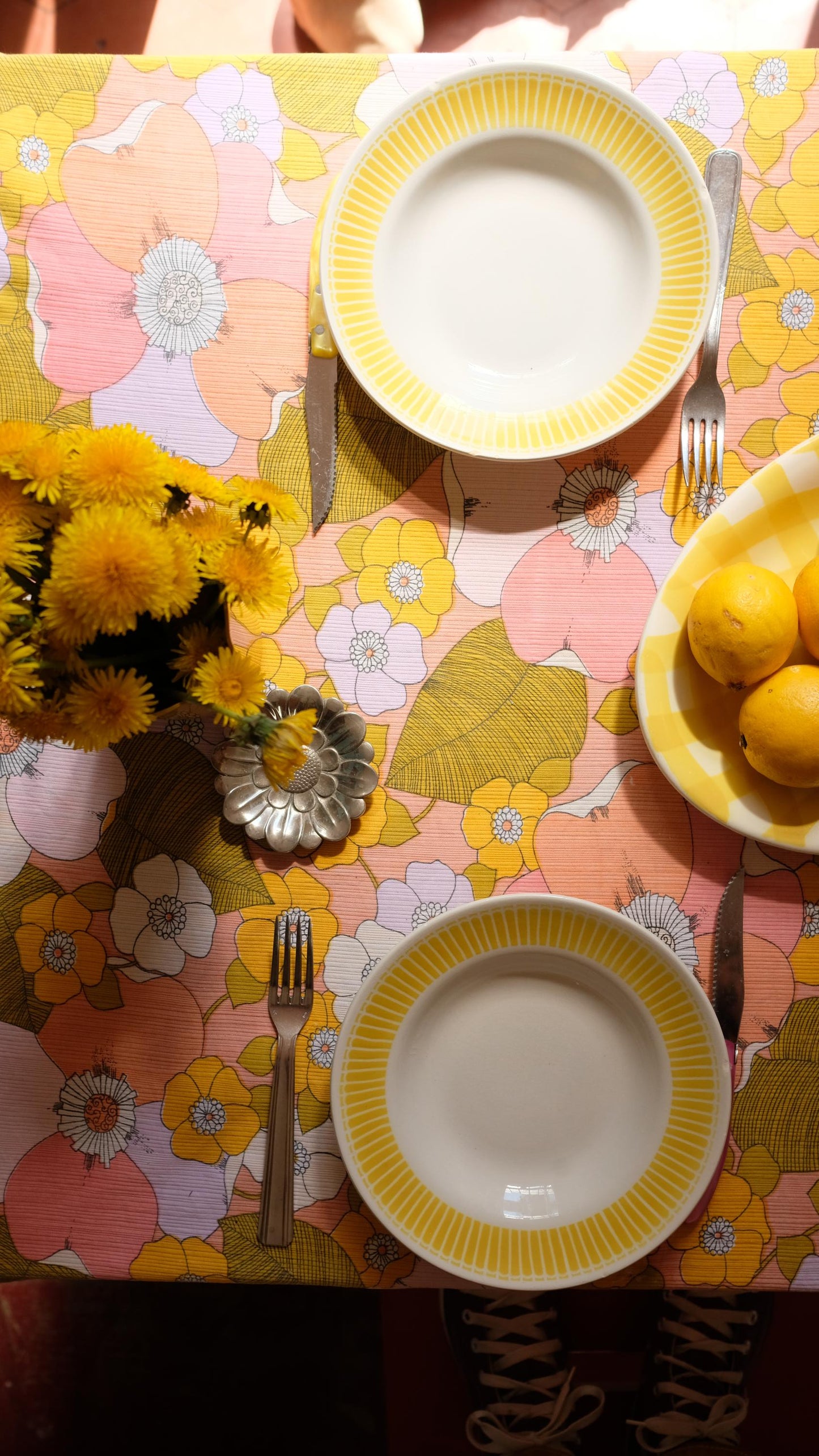 Assiettes creuses motifs soleil