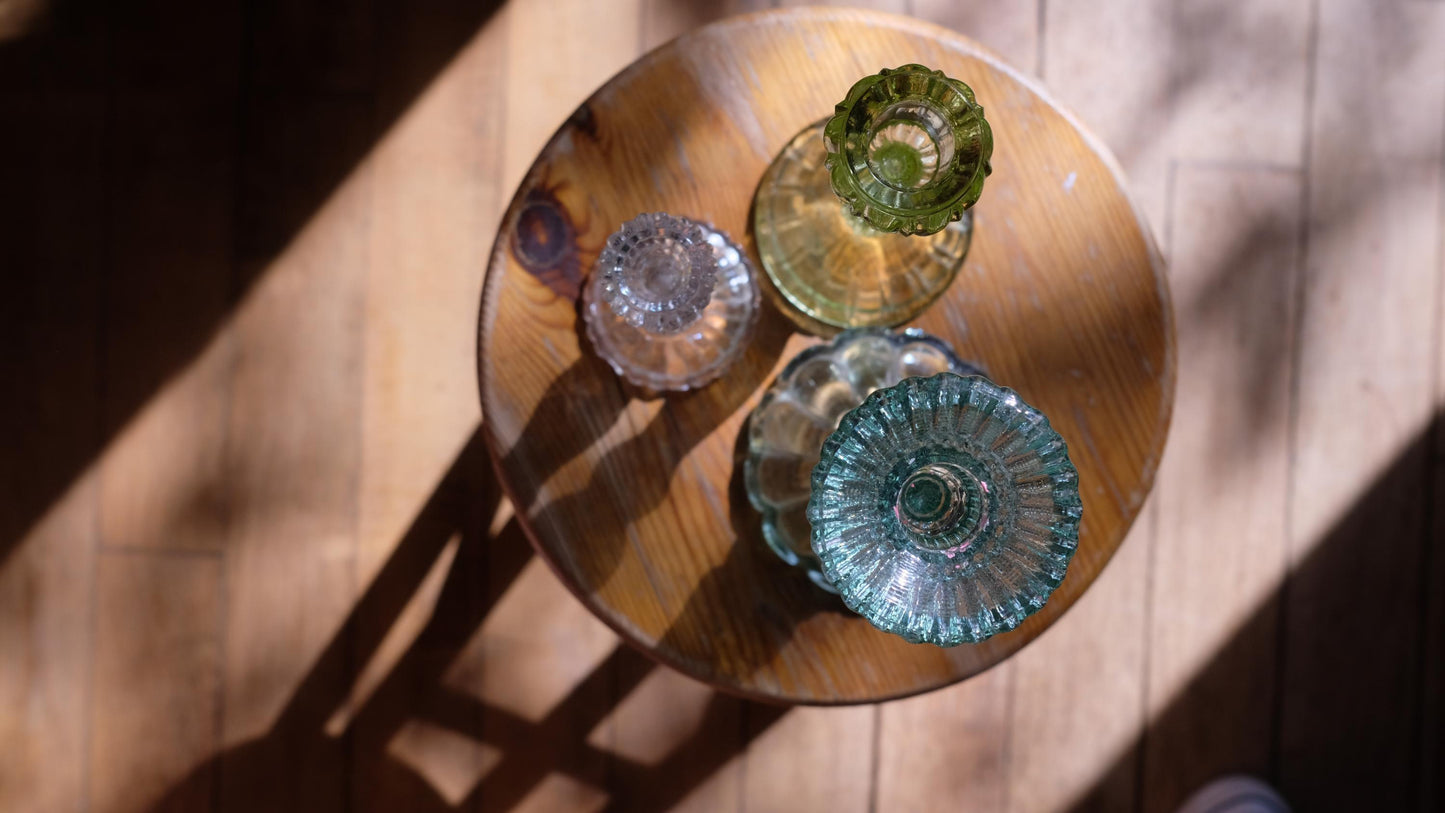 Bougeoirs en verre style portieux