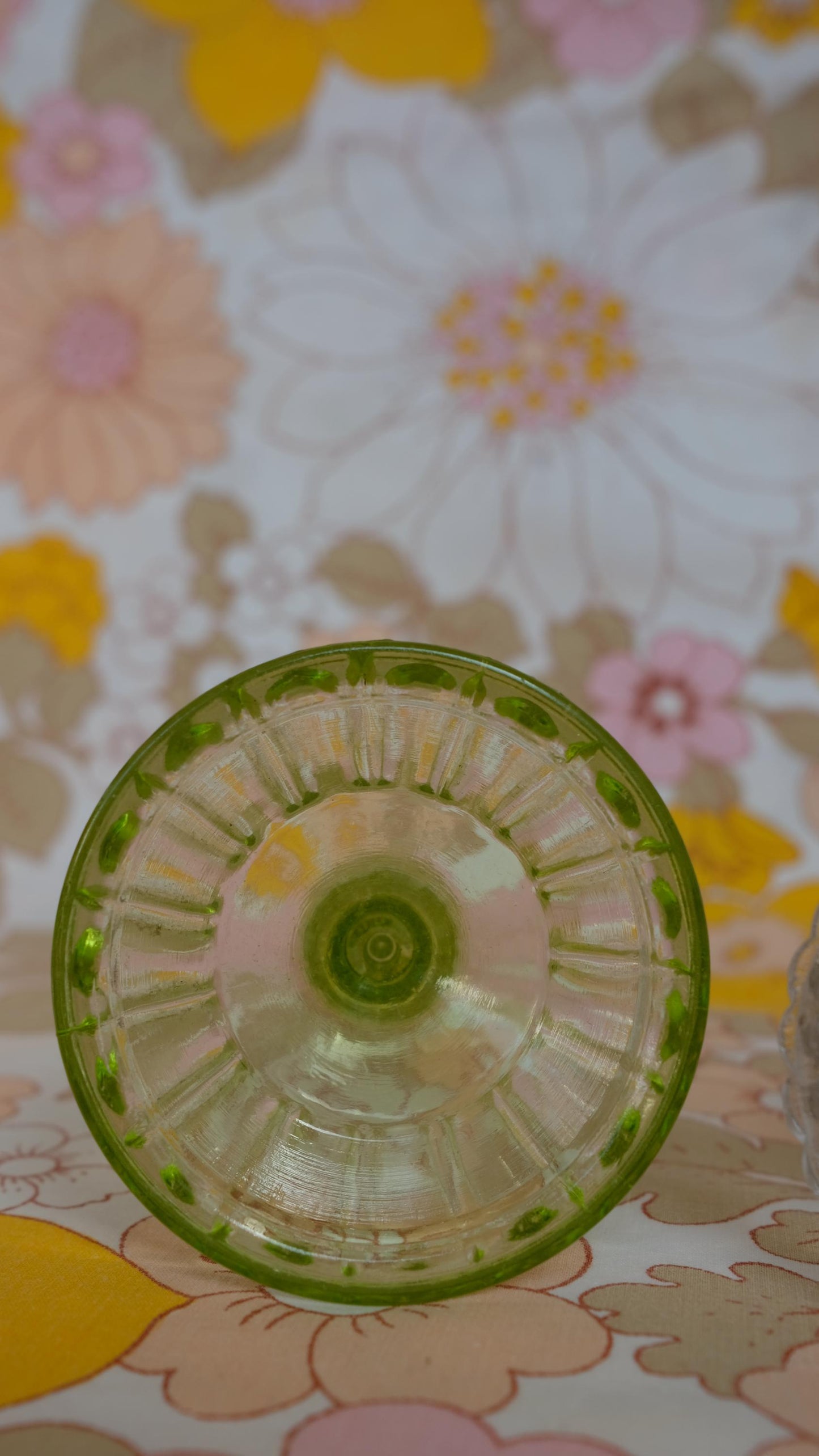 Bougeoirs en verre style portieux