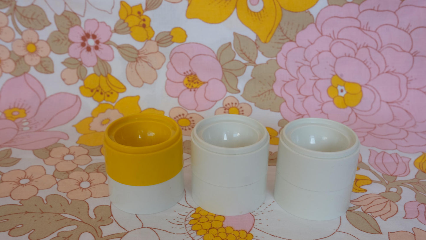 Lot de coquetiers Tupperware en platique