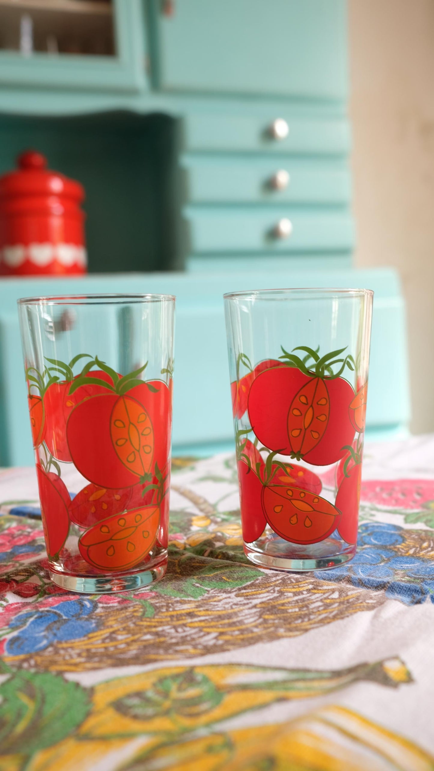 Lot de 4 verres tomates 70's