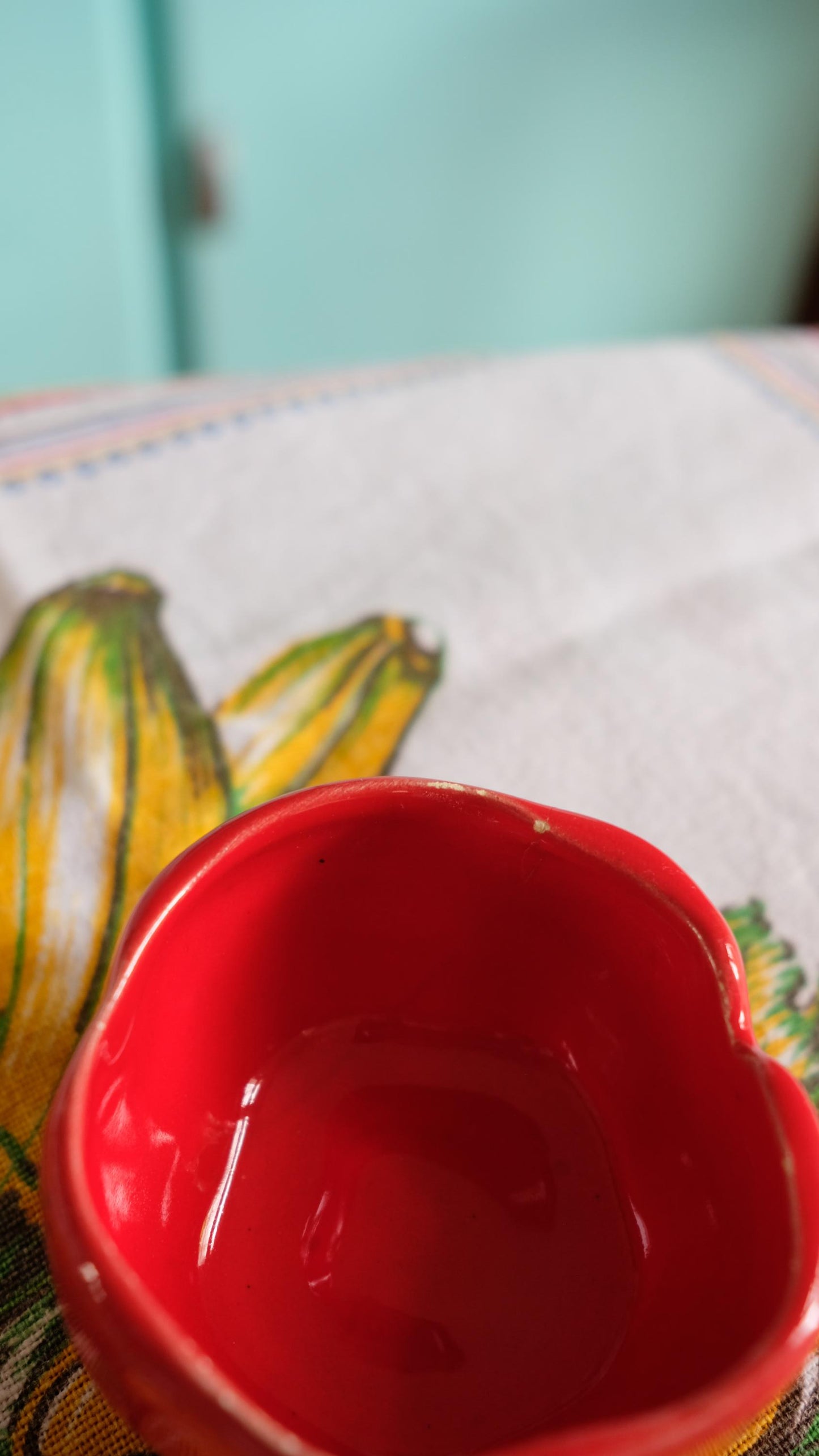 Boîte/moutardier en barbotine tomate