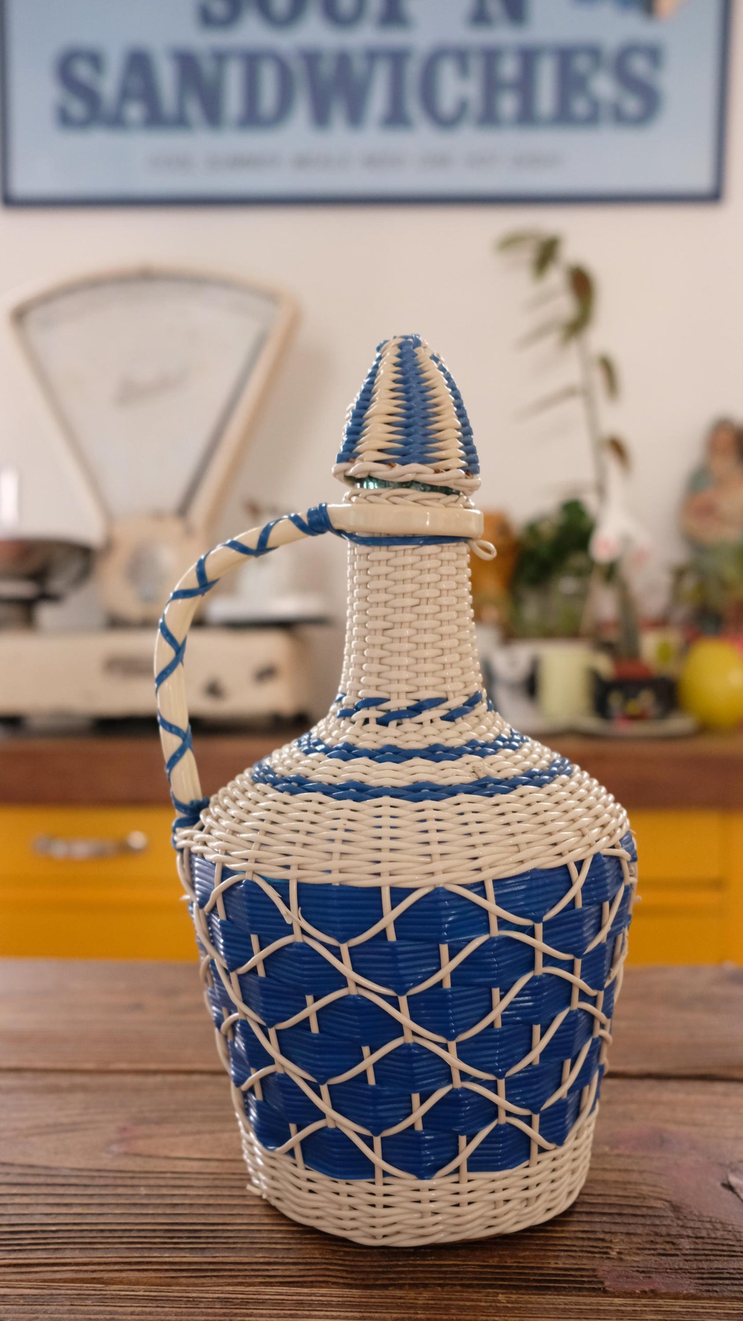 Bouteille en scoubidou