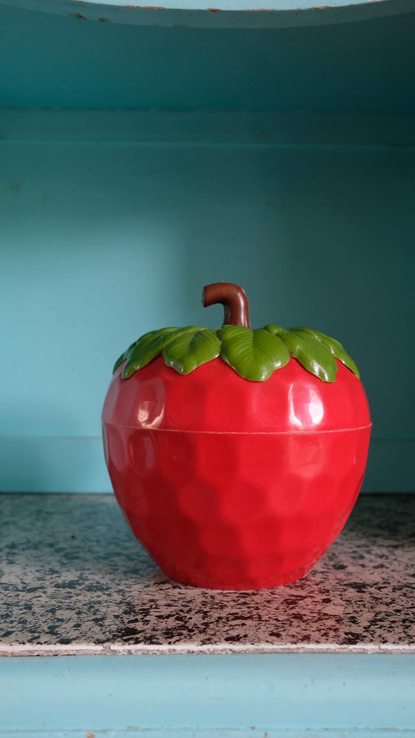 Boîte à glaçons en forme de fraise