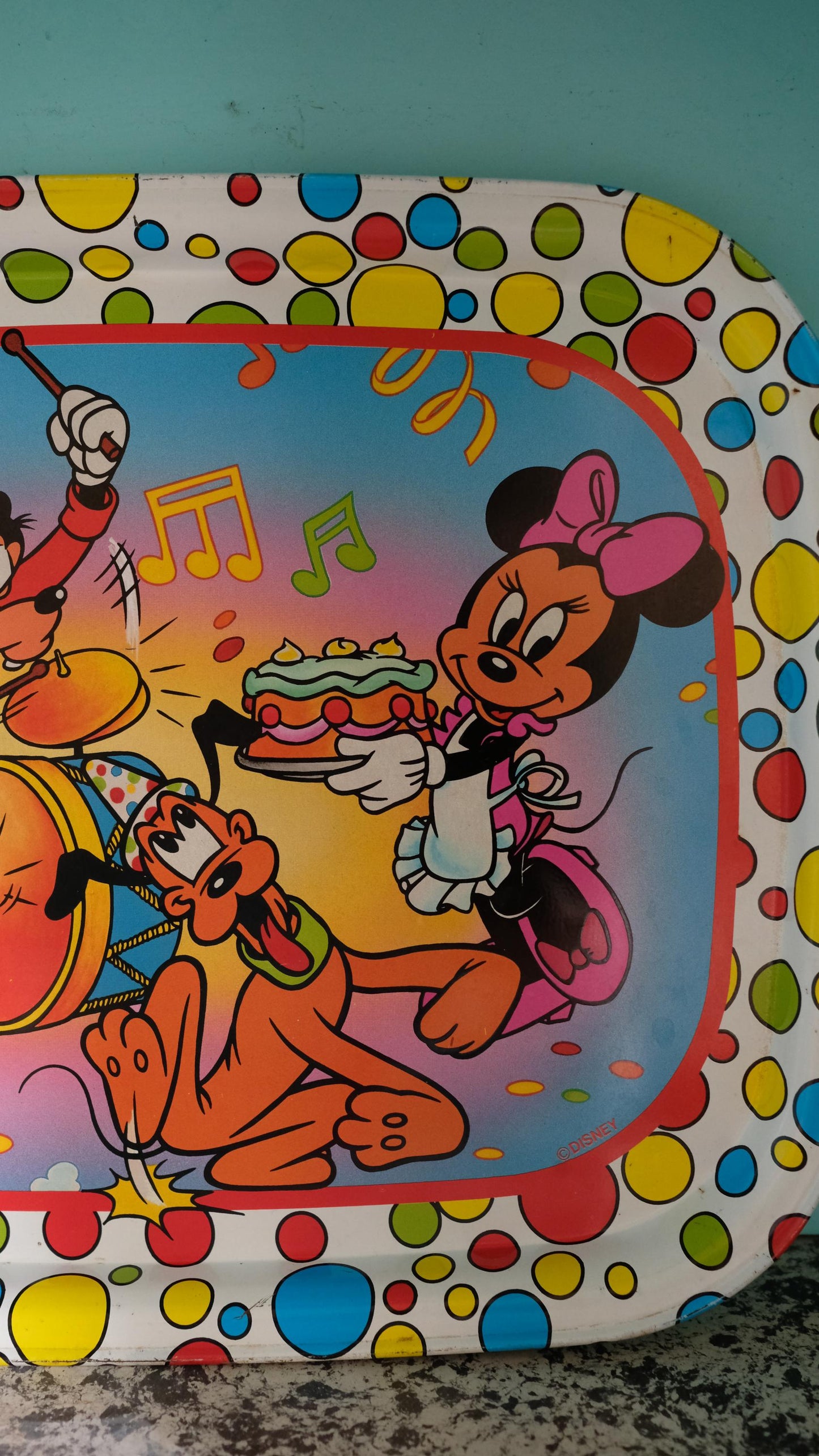 Plateau Disney années 90 en métal