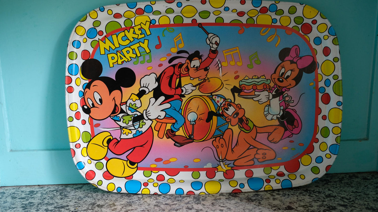 Plateau Disney années 90 en métal