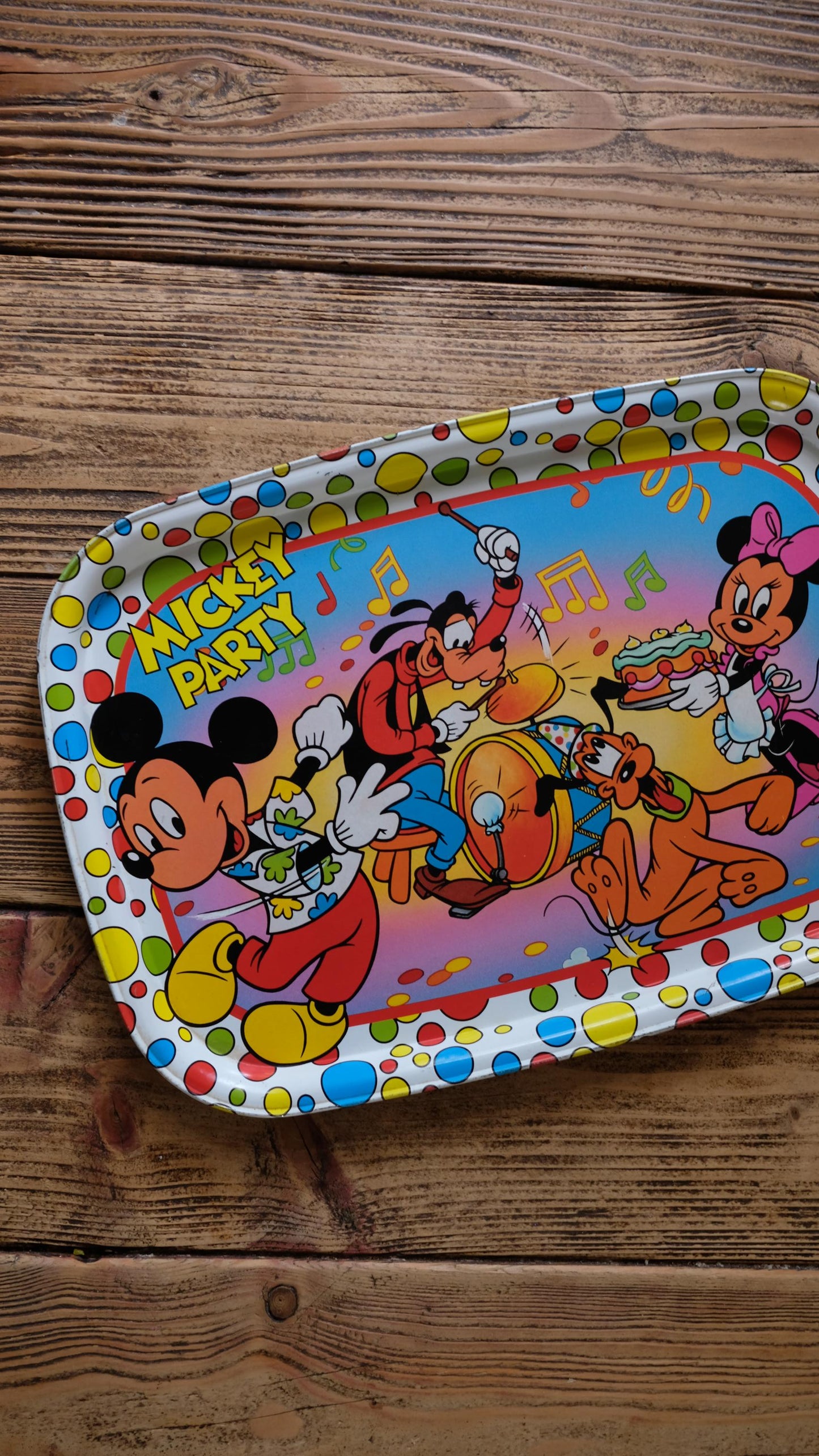 Plateau Disney années 90 en métal