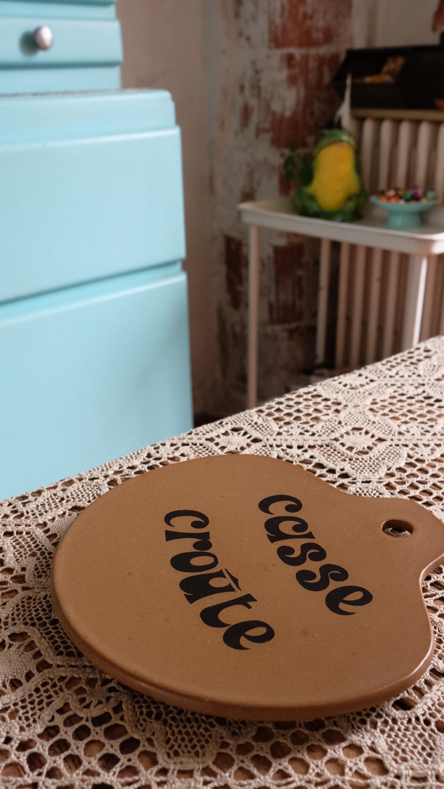 Planche de présentation en grès de Sarreguemines