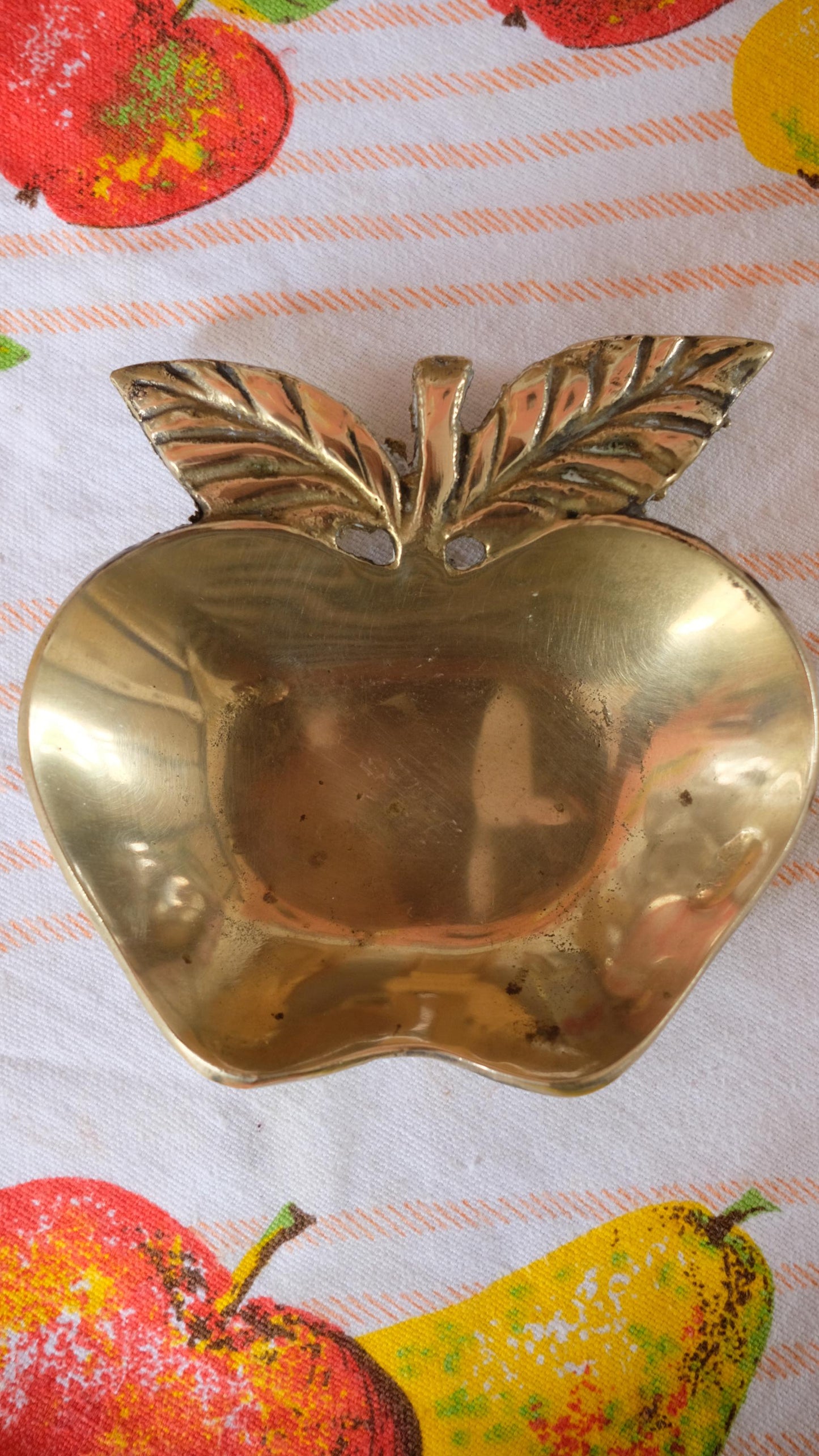 Vide poche en laiton en forme de pomme