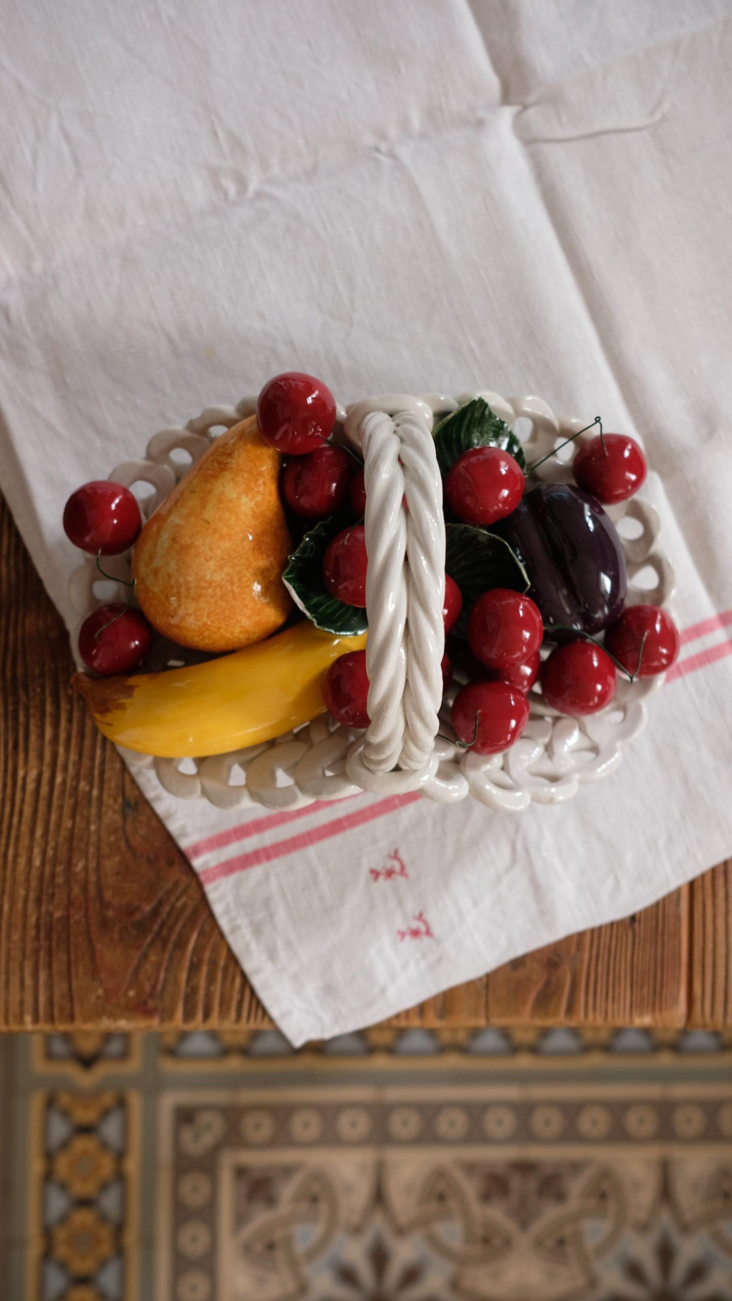 Corbeille de fruits en céramique