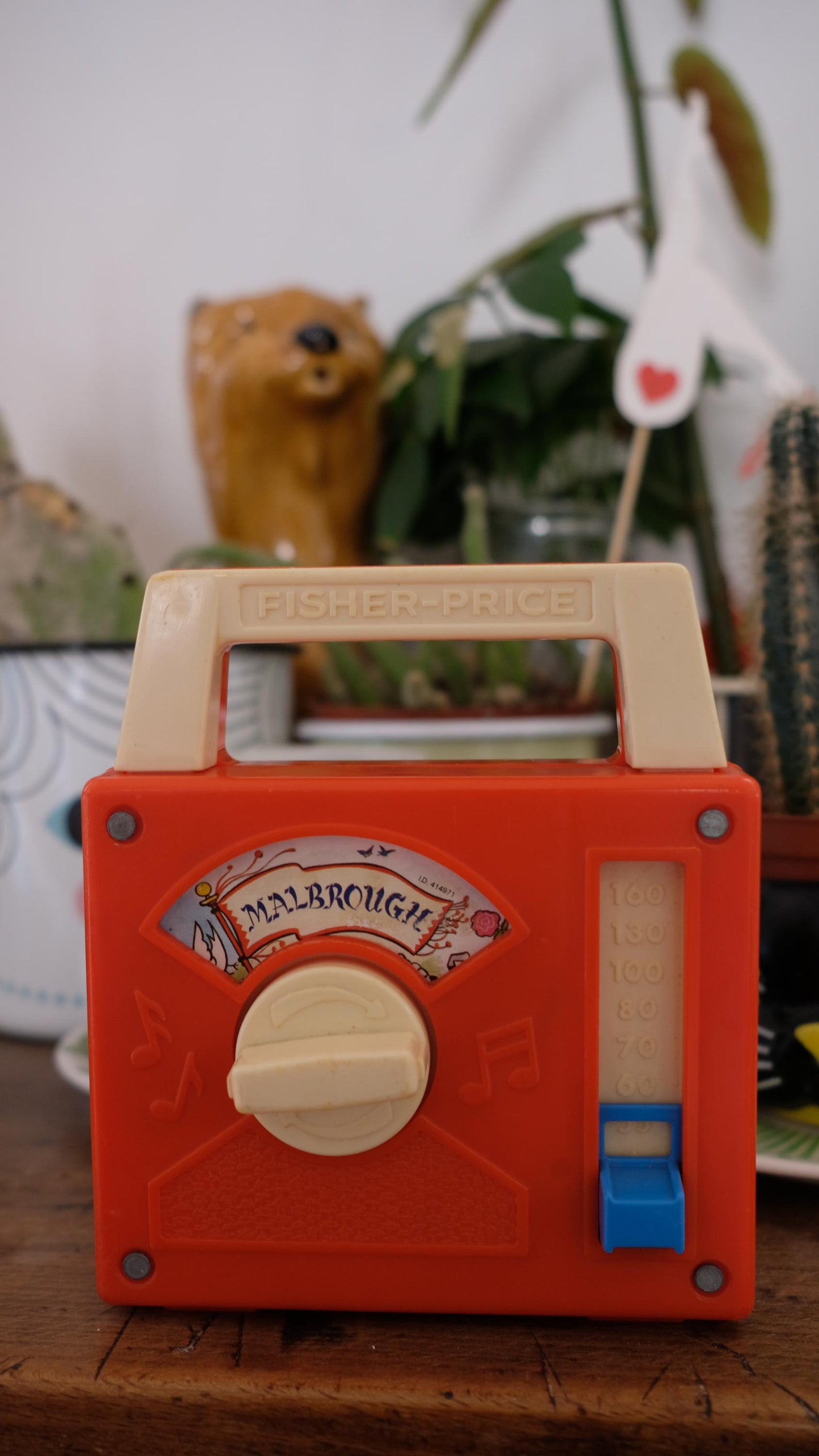 Boite à musique/radio fisher price, made in UK