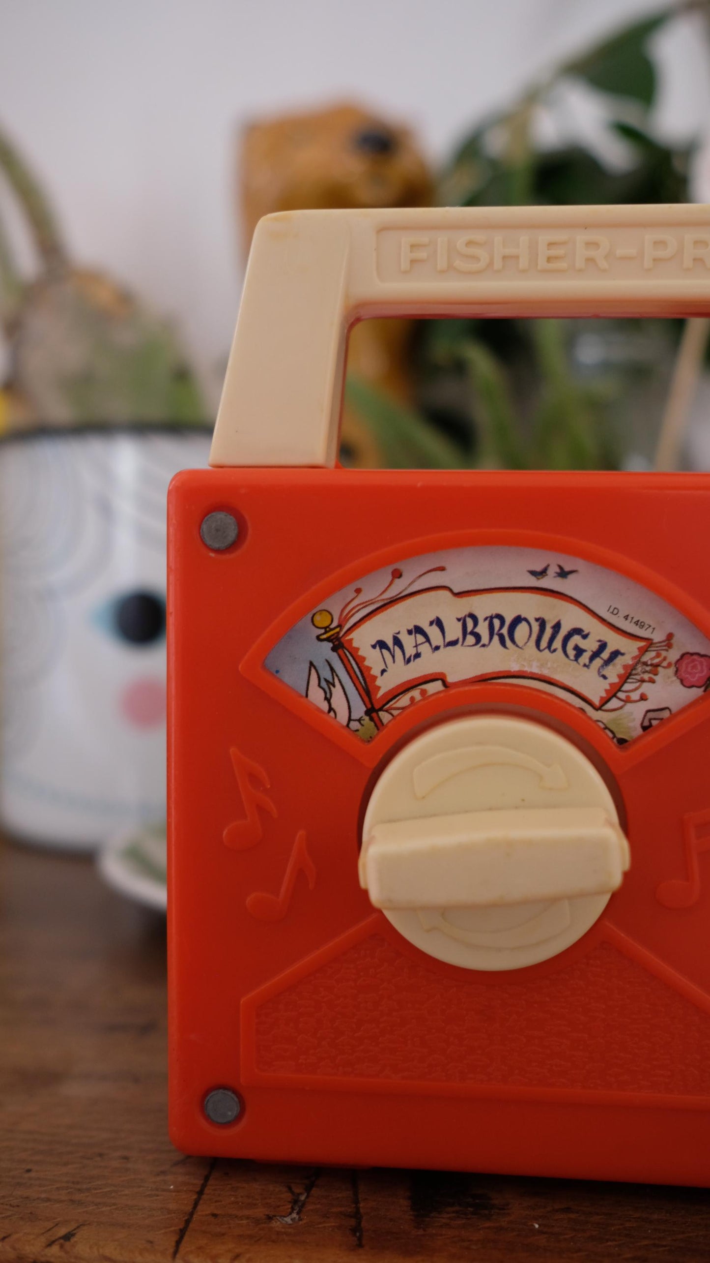 Boite à musique/radio fisher price, made in UK