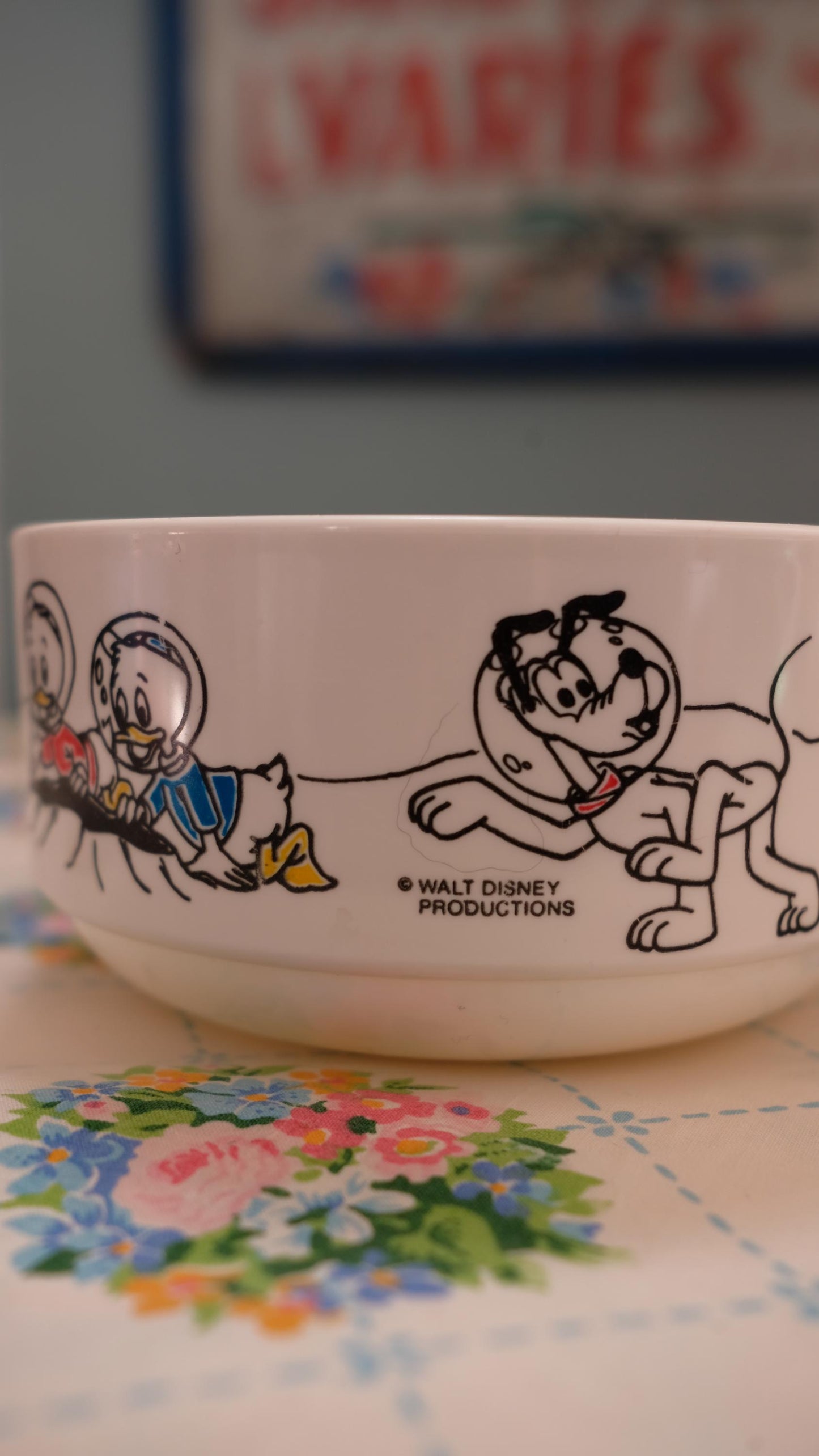 Ensemble de vaisselle vintage Disney en mélaminé