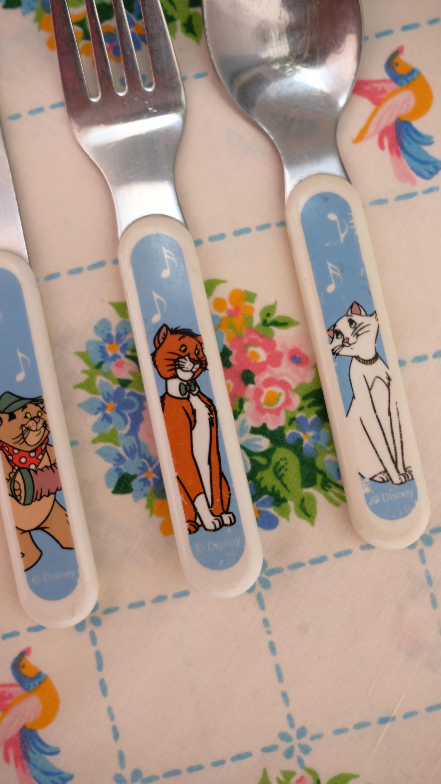 Lot de trois couverts pour enfants les aristochats