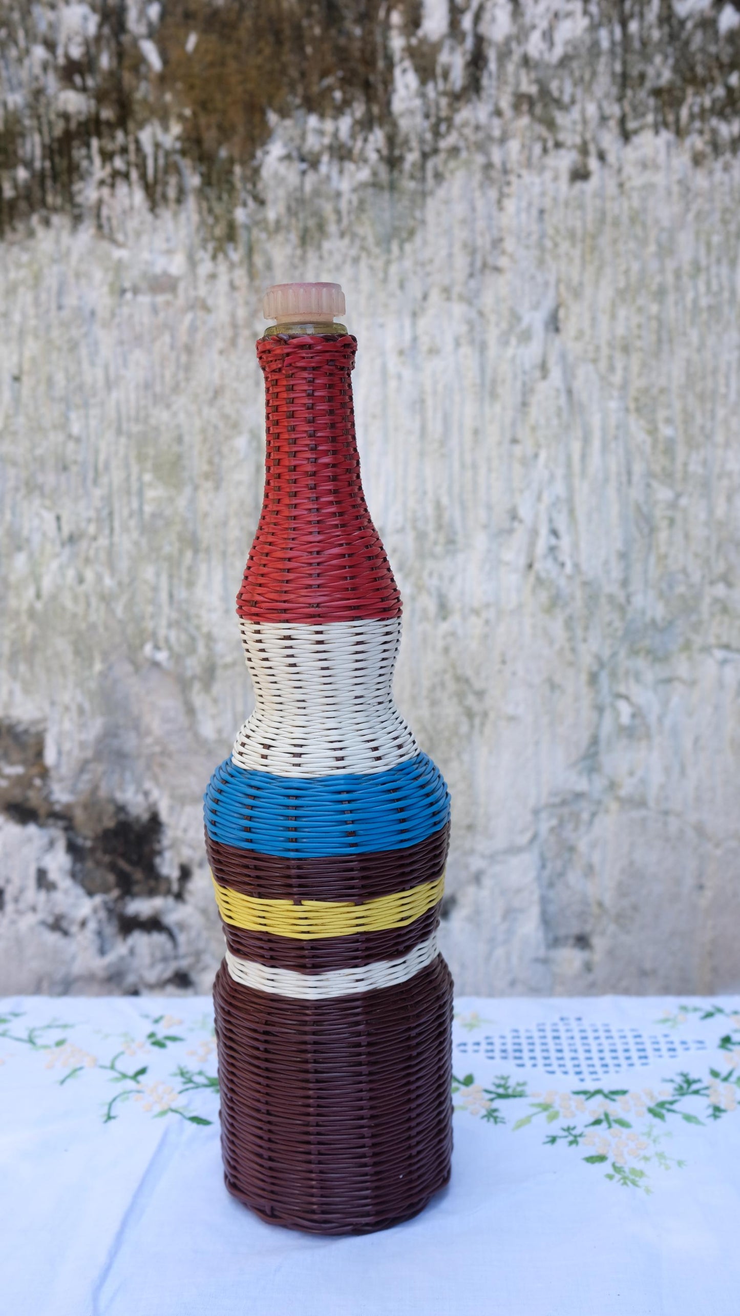 Bouteille en scoubidou
