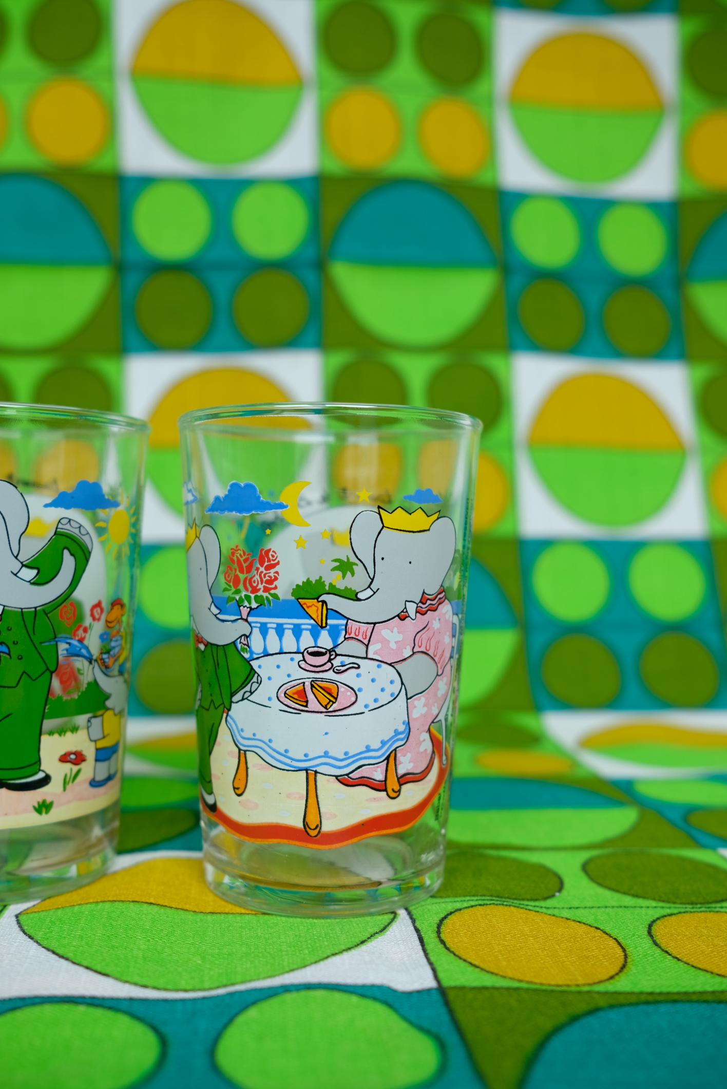 Lot de quatre verres Babar