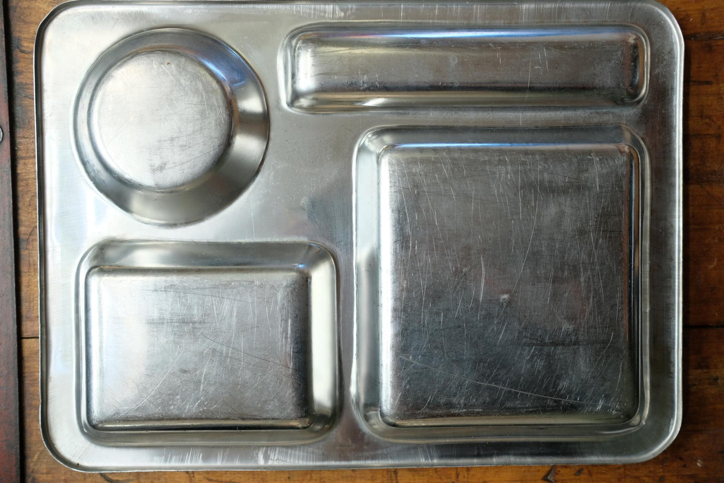 Plateau compartimentés en inox