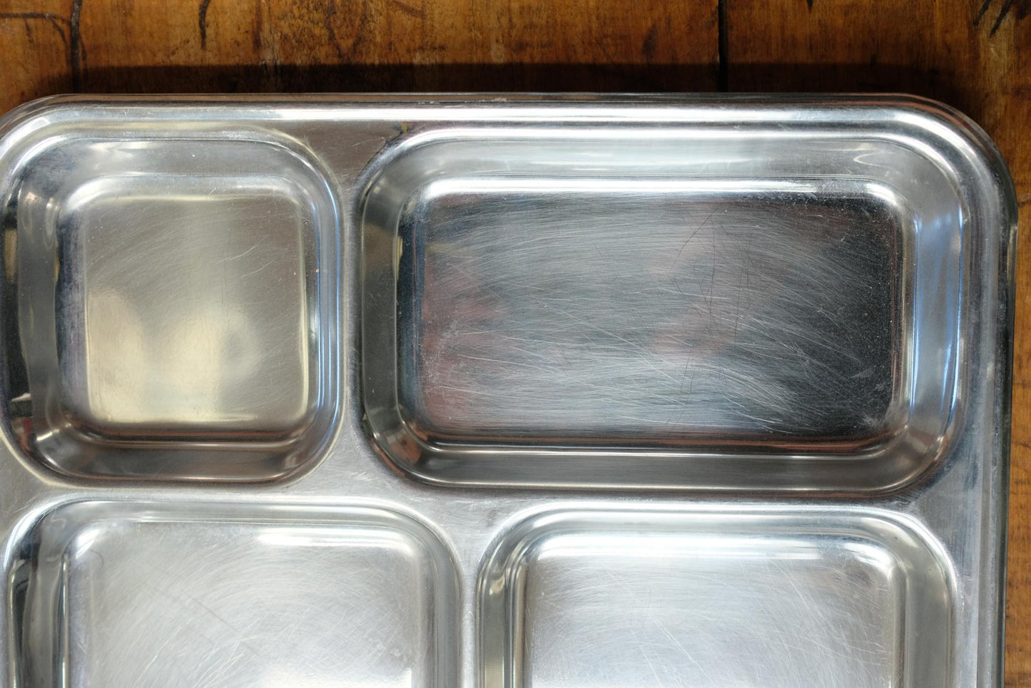 Plateau compartimentés en inox