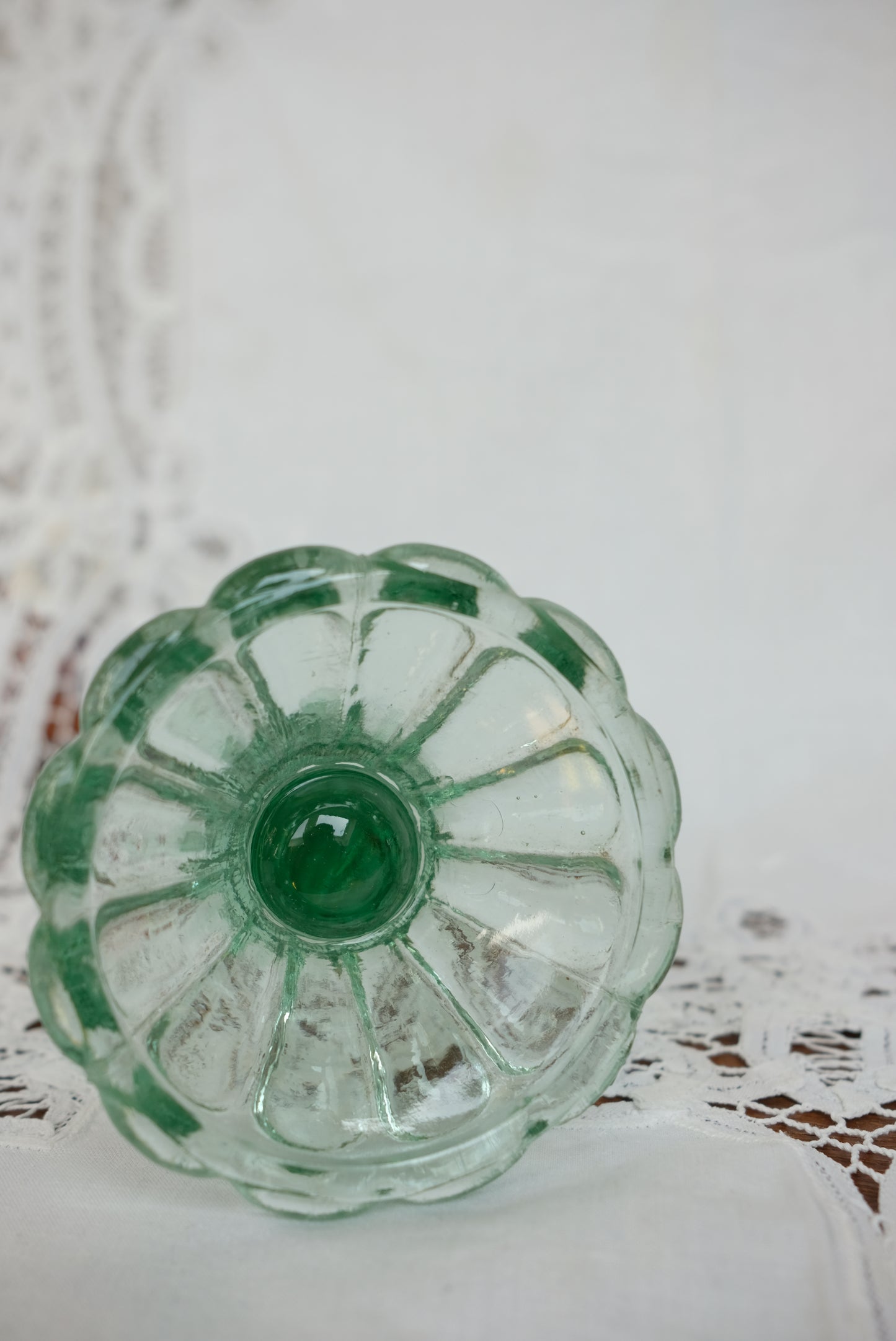 Bougeoirs en verre style portieux