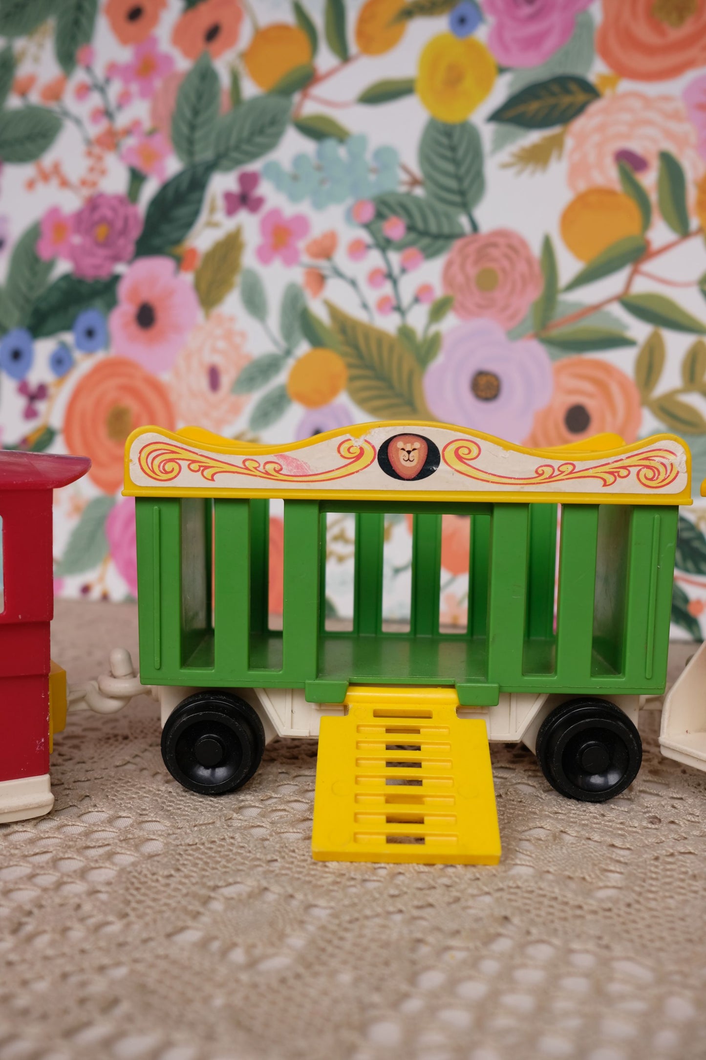Train fisher price