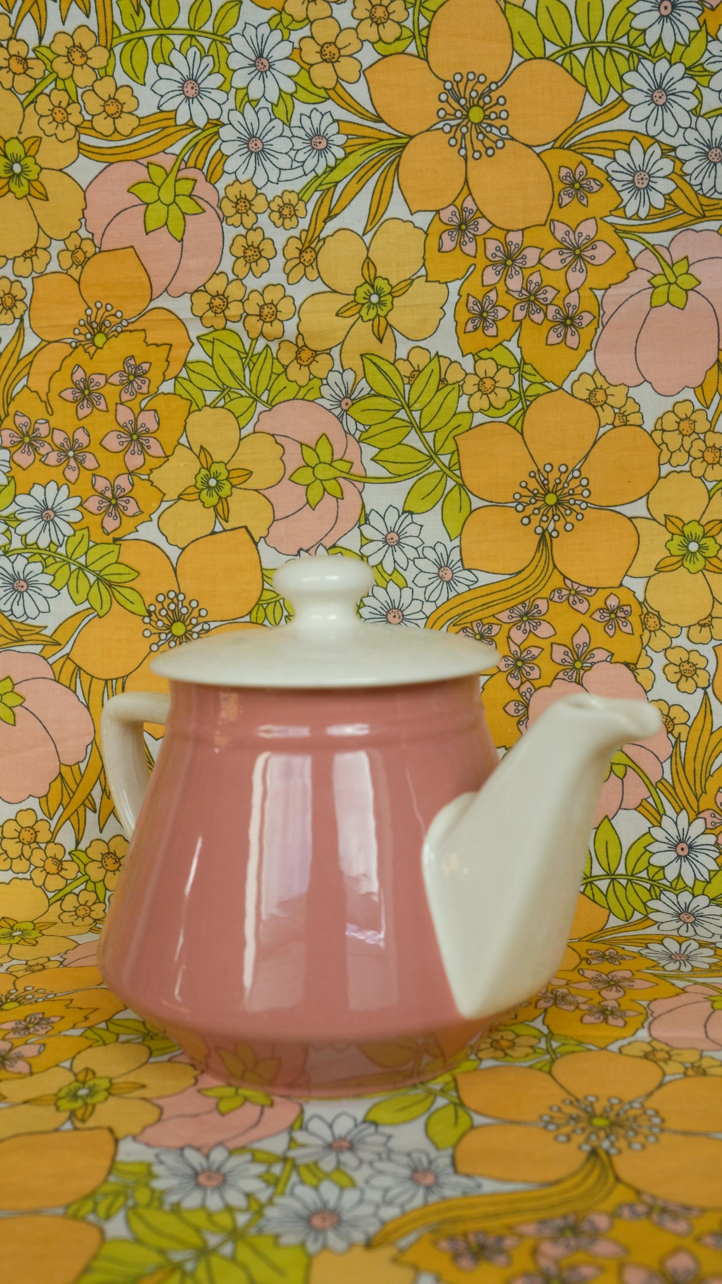 Théière Salam de Villeroy&Boch coloris framboise