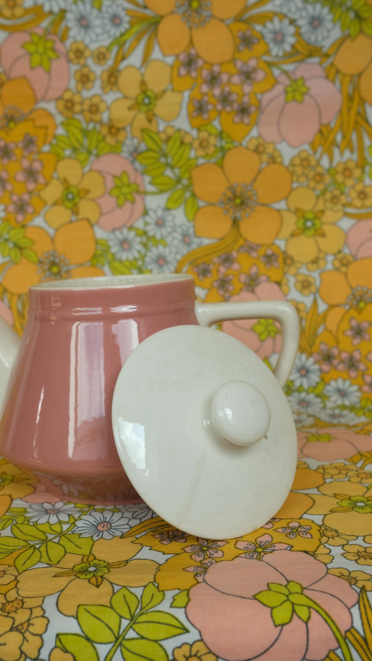 Théière Salam de Villeroy&Boch coloris framboise