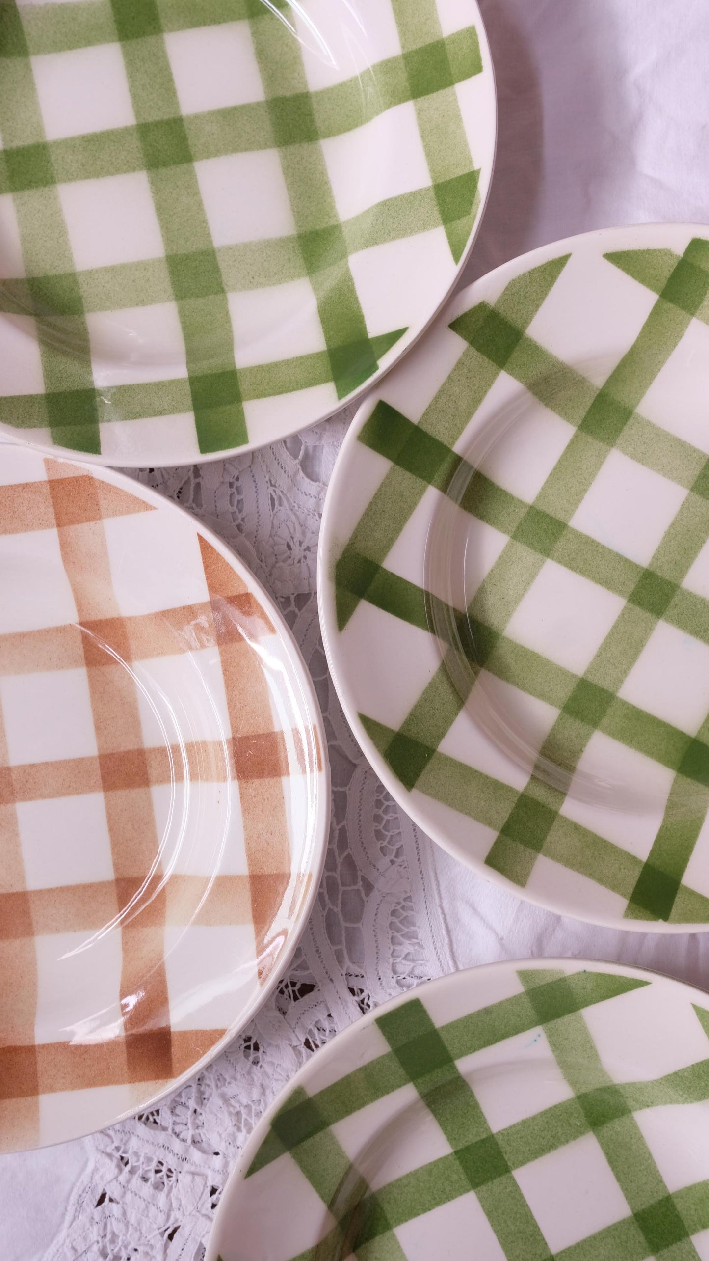 Assiettes creuses à carreaux Moulin des loups