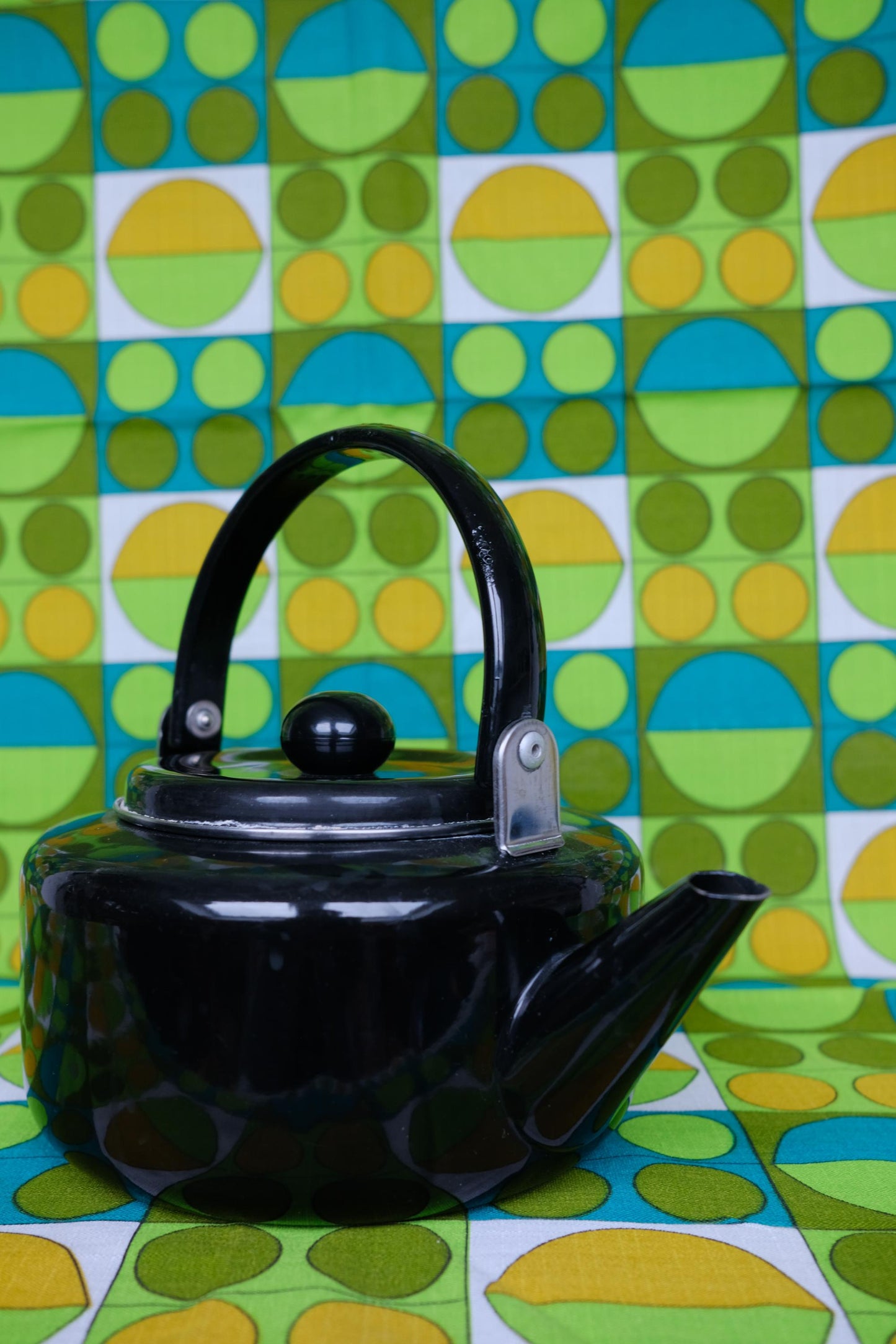 Bouilloire en tôle émaillée