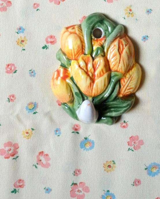 Patère fleurs en céramique